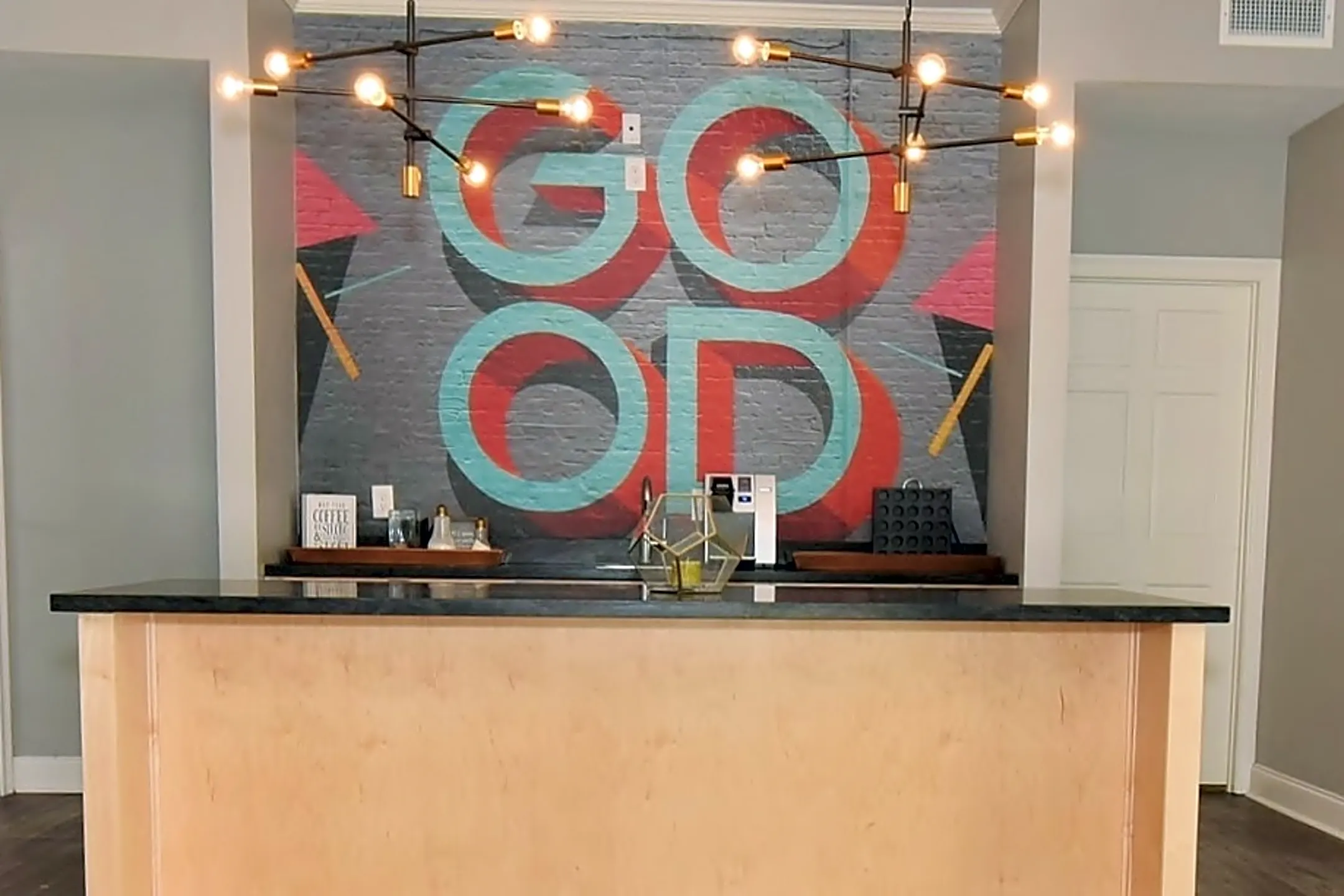 Oakbrook Apartments Baton Rouge, LA 70820