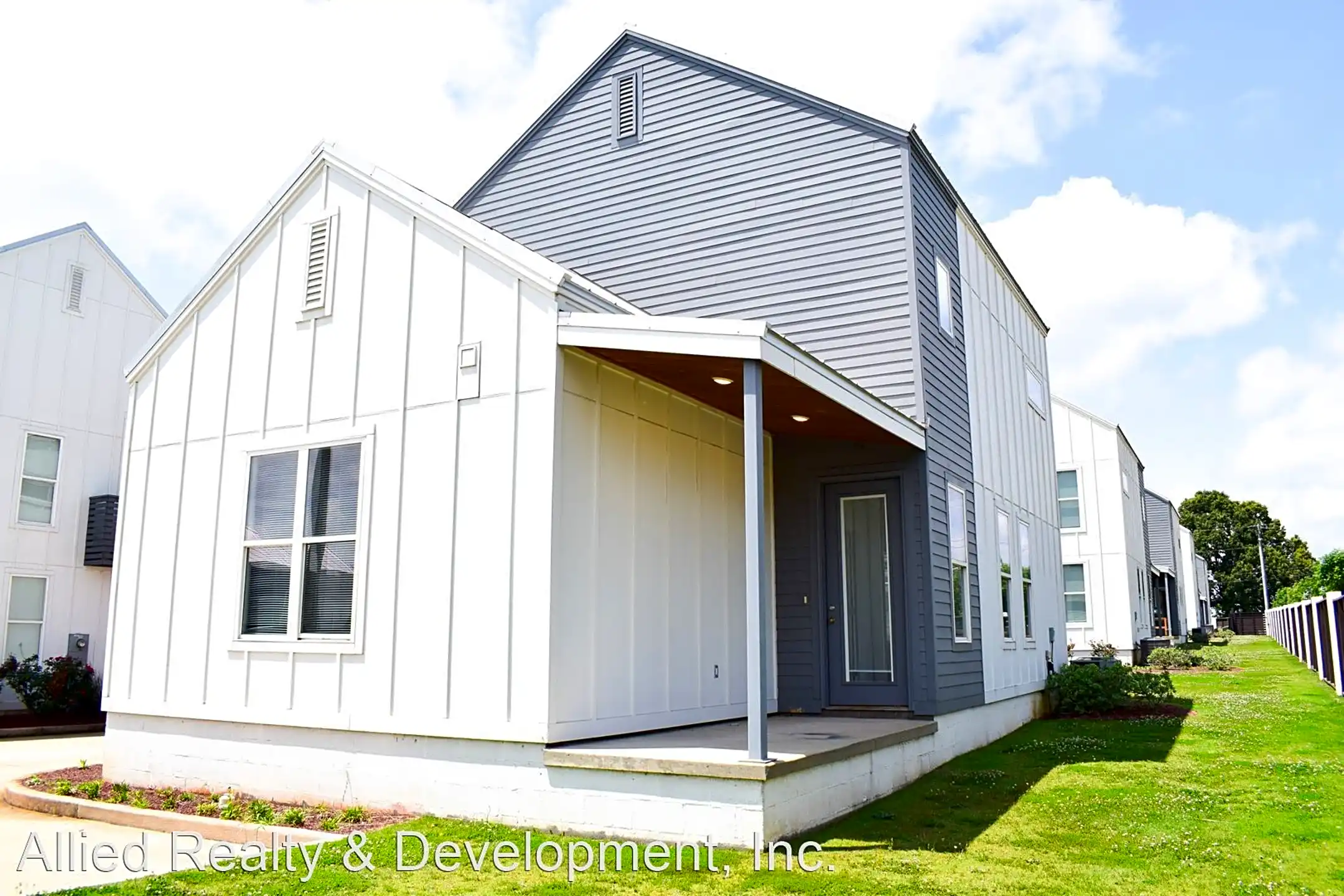 Building - 500 30th Avenue E - Tuscaloosa, AL