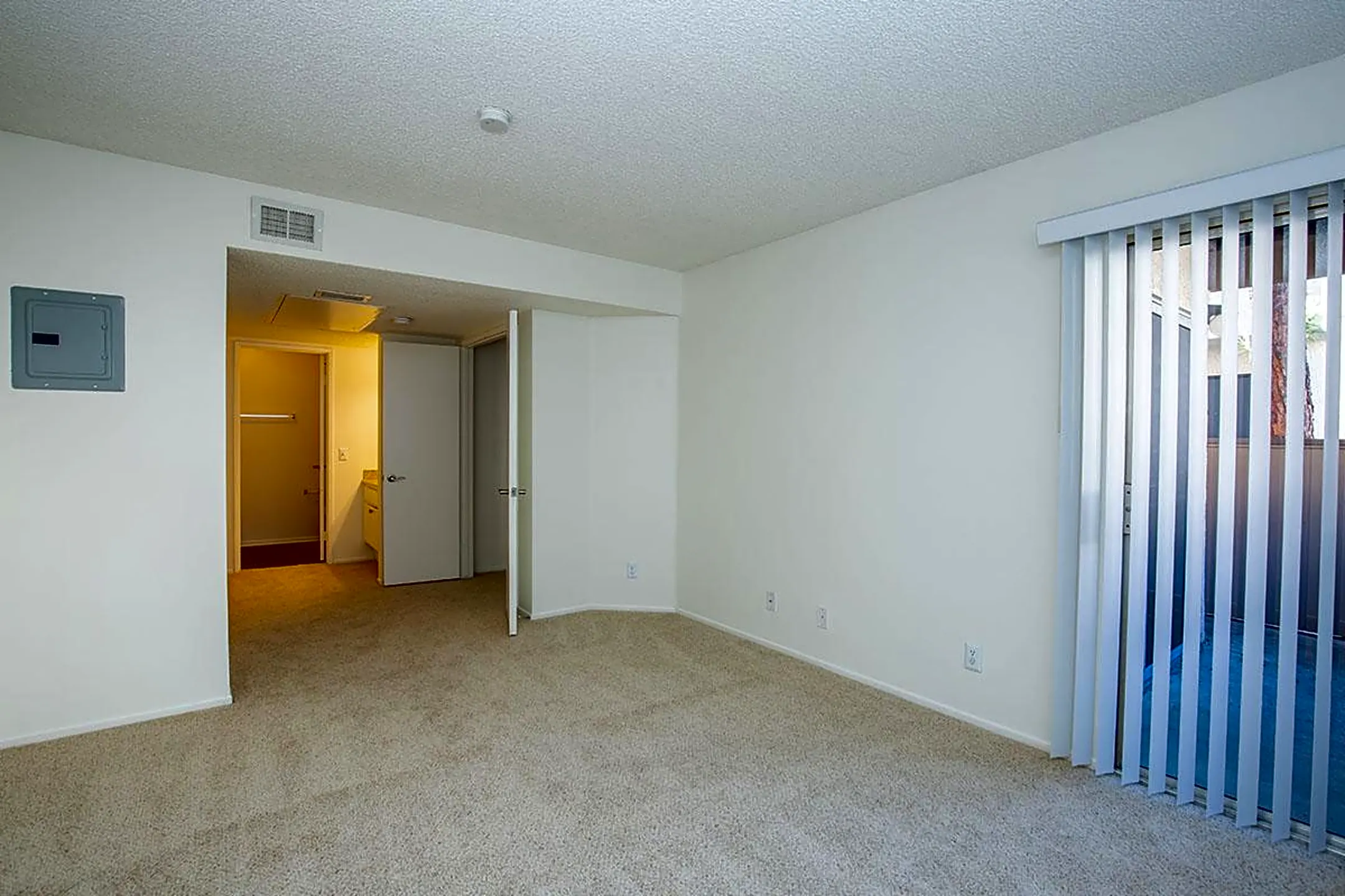 Mountain View Apartment Homes - Upland, CA