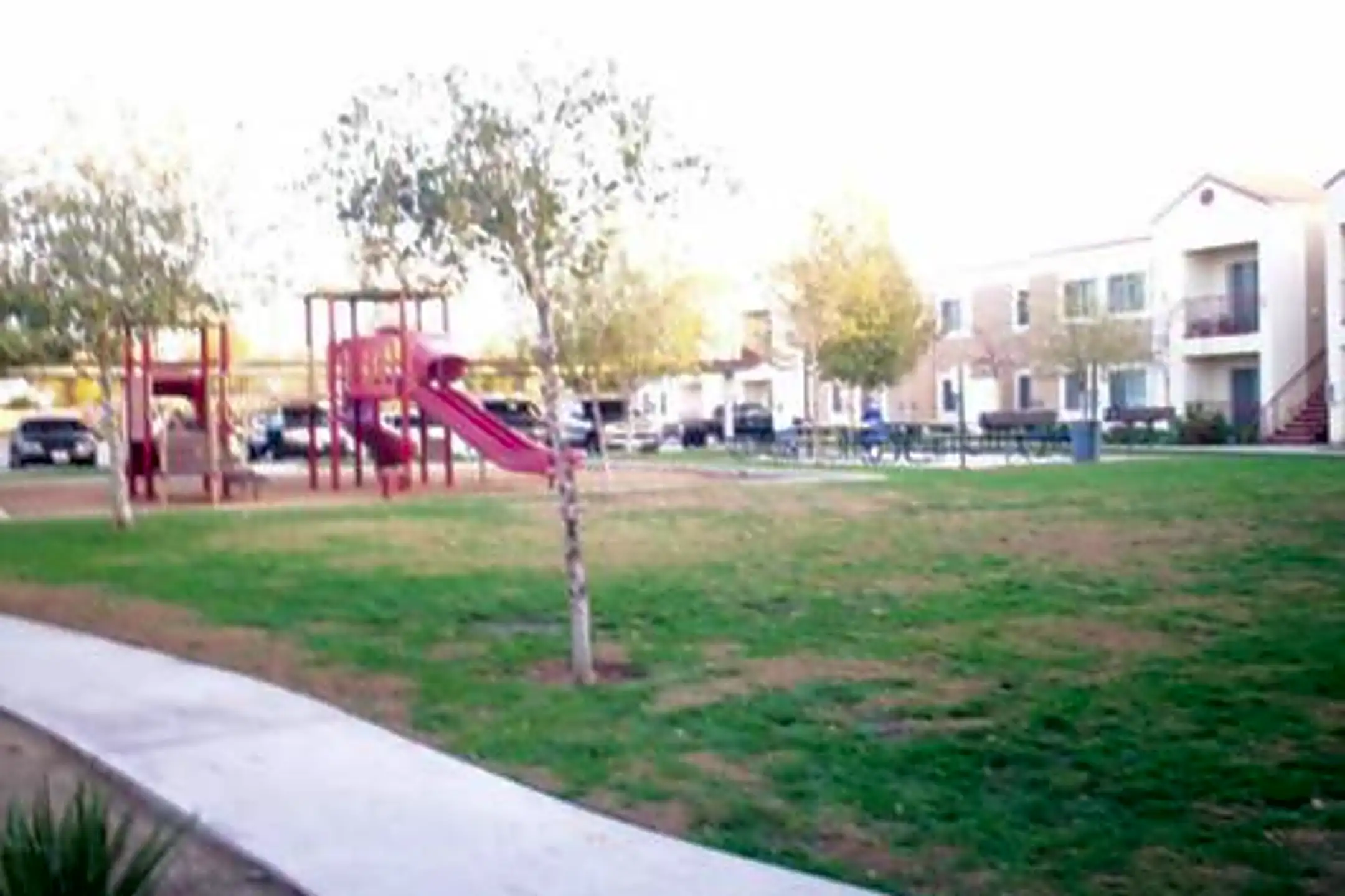 Quail Ridge Apartments 13600 E Parlier Ave Parlier, CA Apartments