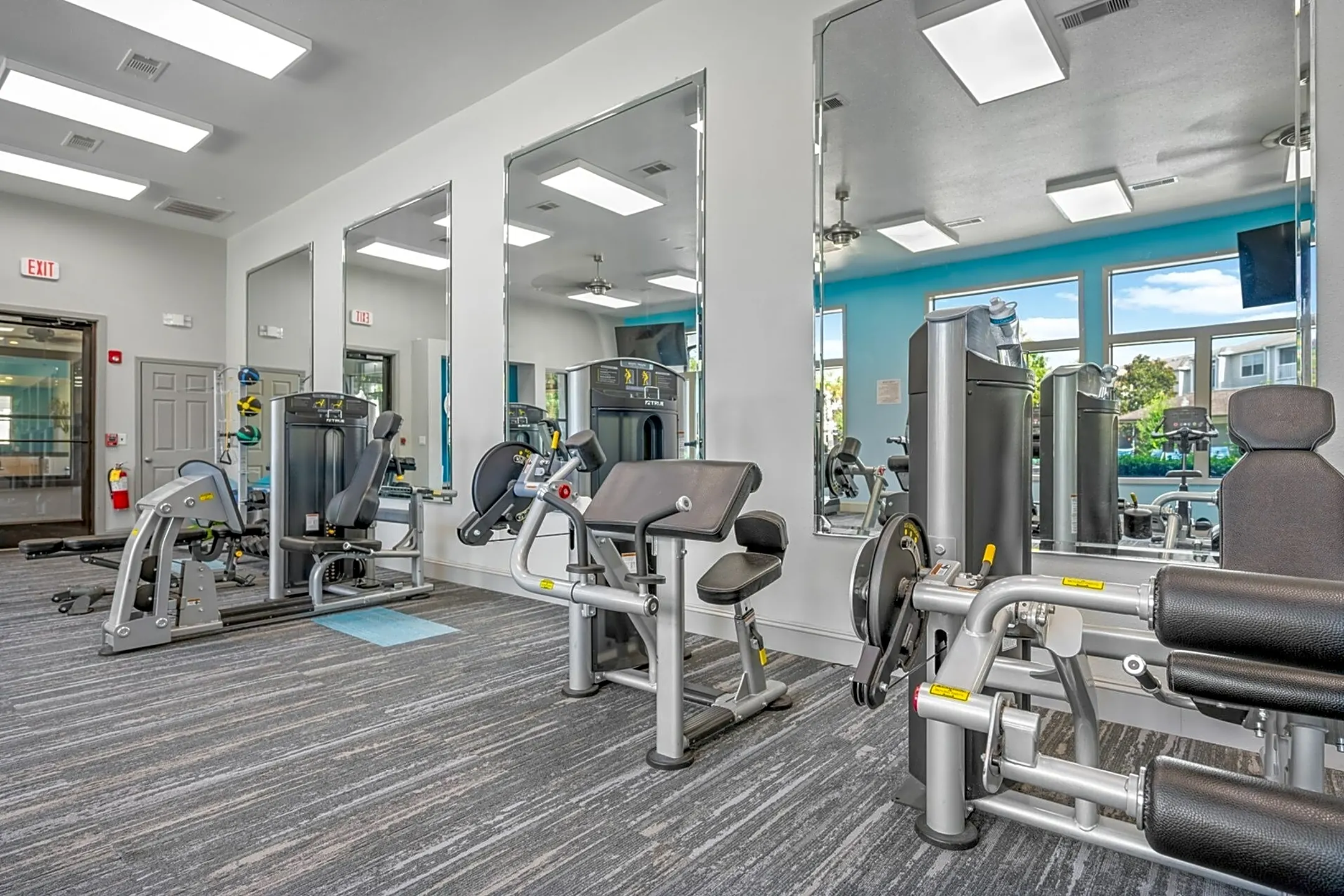 Fitness Weight Room - The Connection - Per Bed Lease - Statesboro, GA
