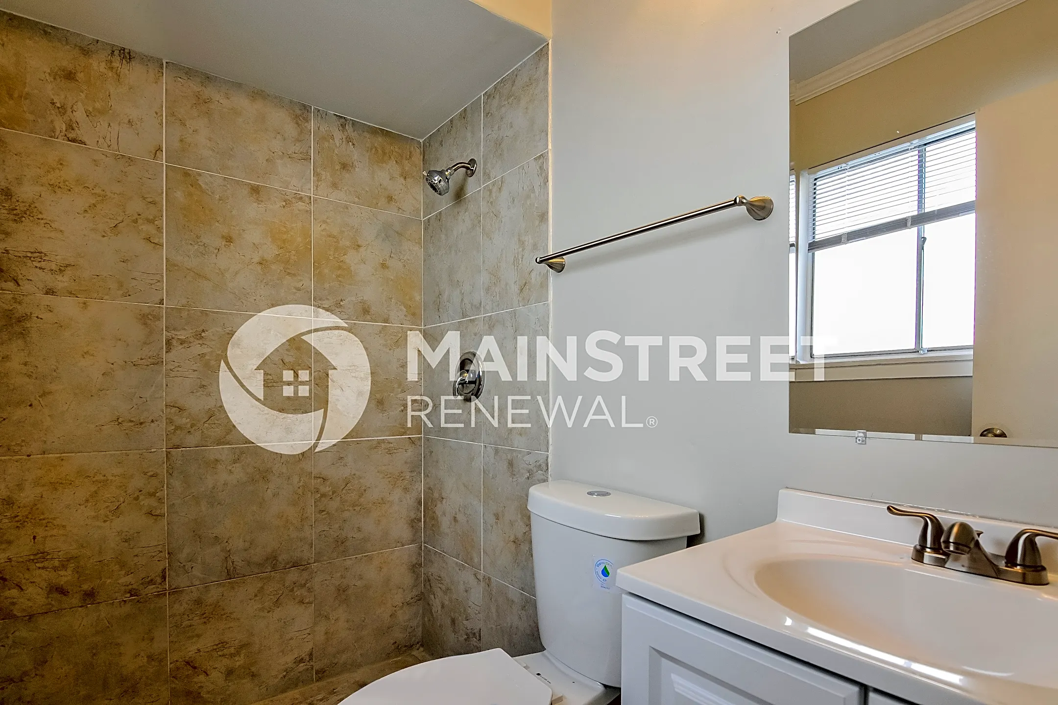 Bathroom - 1400 Burning Tree Dr - Florissant, MO