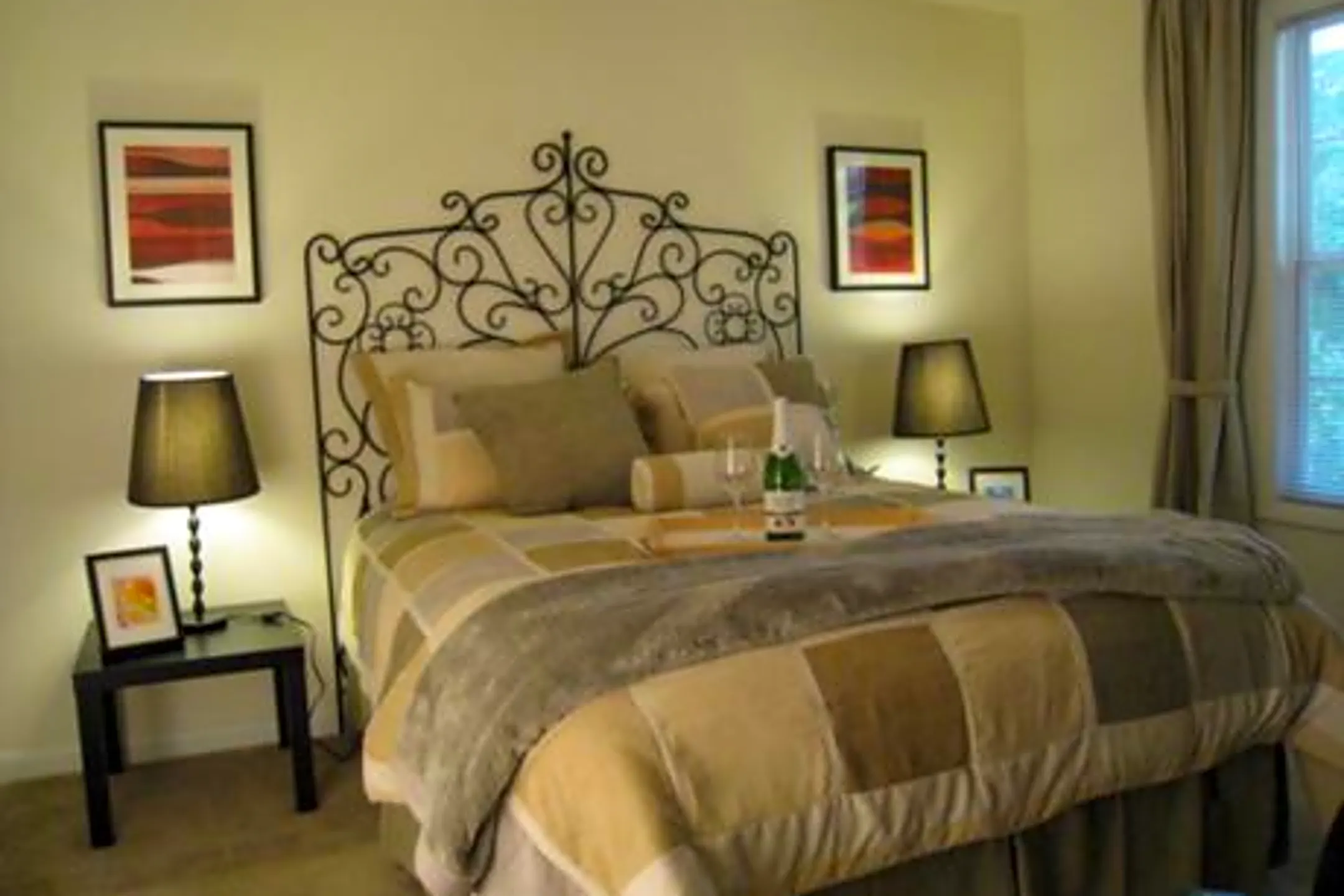 Emerald Pointe Apartments Riverdale, GA 30274