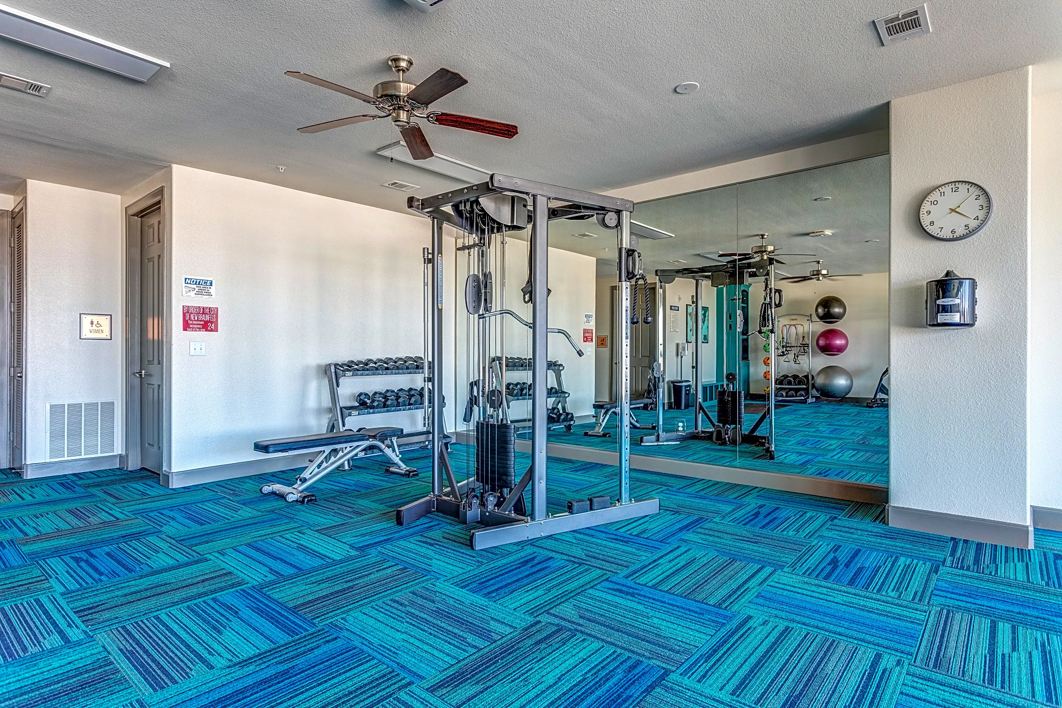 Fitness Weight Room - Creekside Vue - New Braunfels, TX