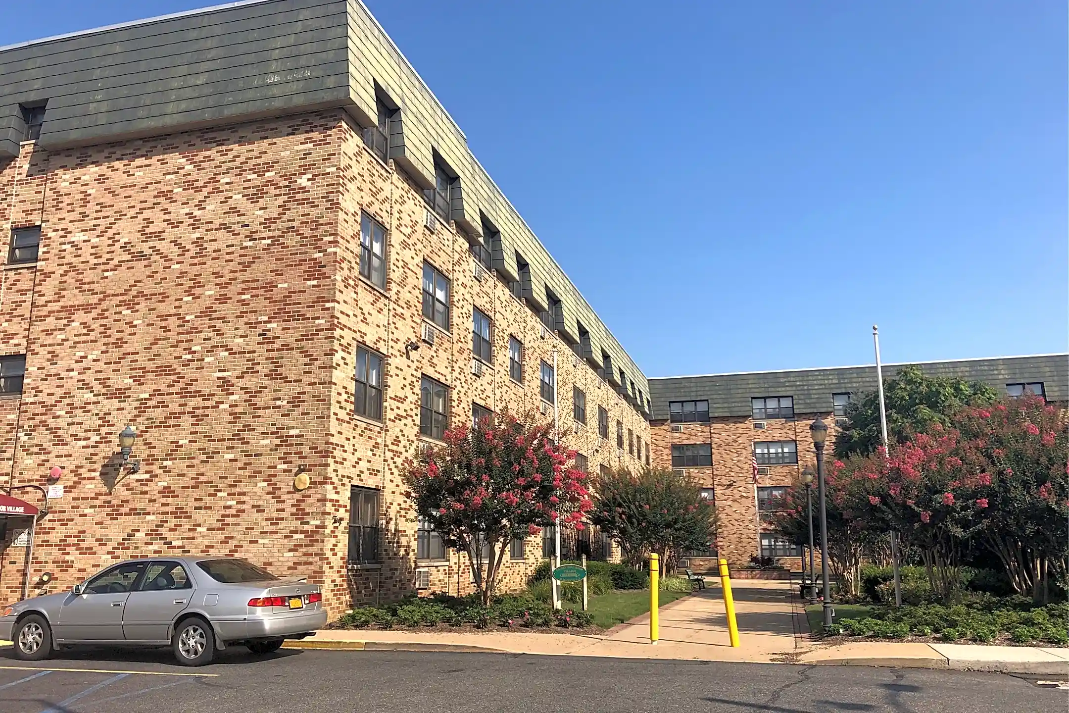 Nathan Hale Senior Village Apartments - Lynbrook, NY 11563