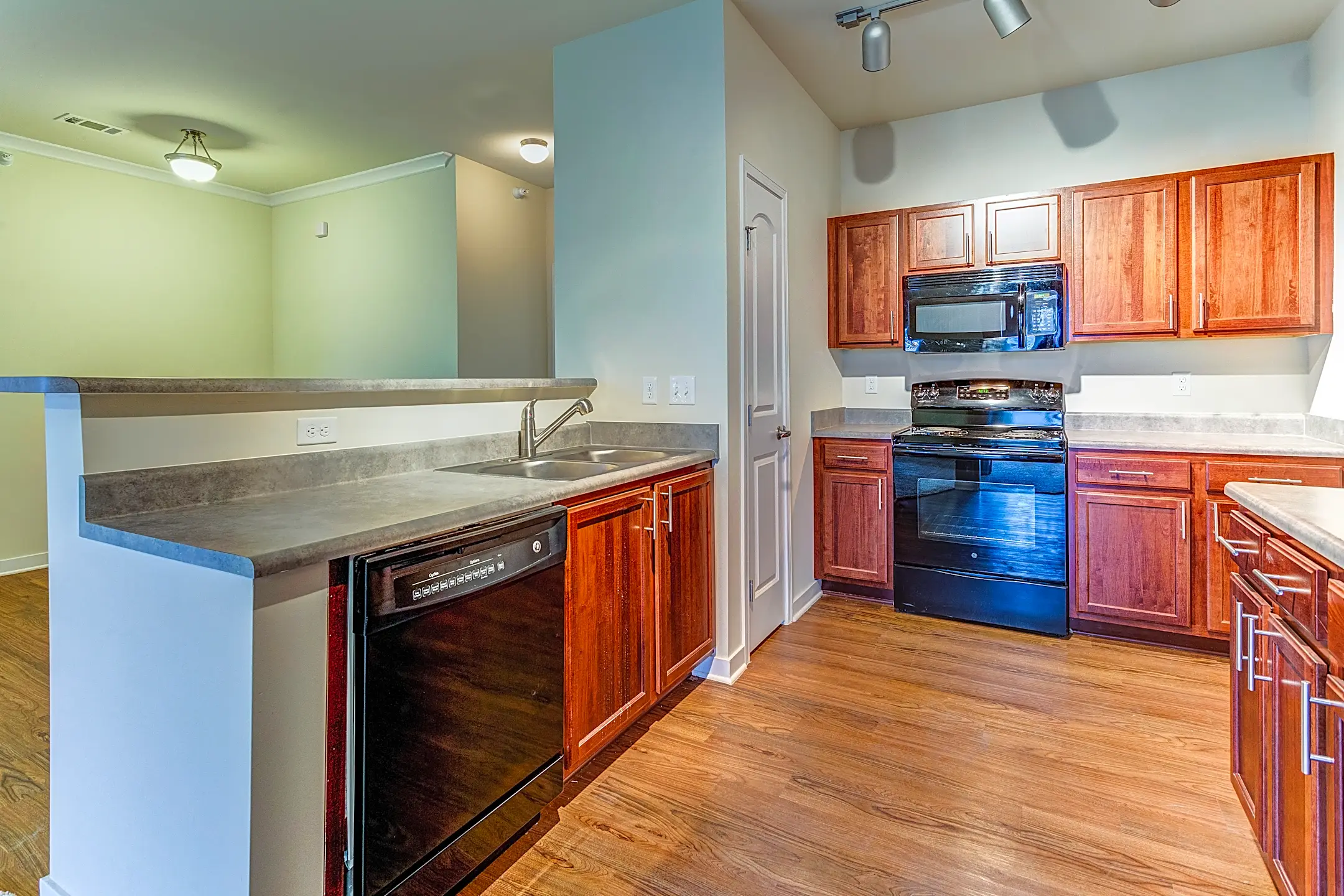 Sierra Ridge Apartments 2004 Sierra Commons Rd Dickinson, ND