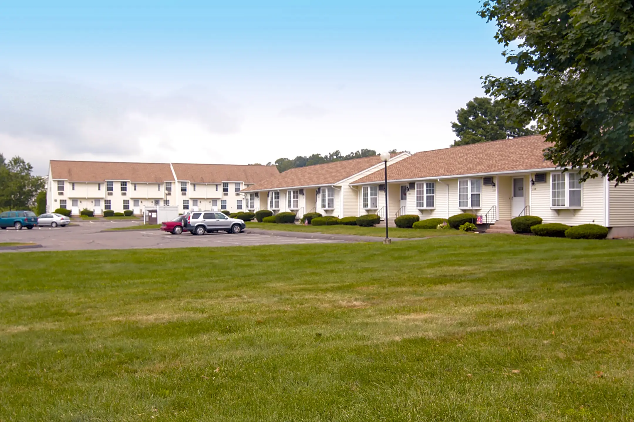Cornfield Apartments 60 Pinney St Ellington, CT Apartments for Rent