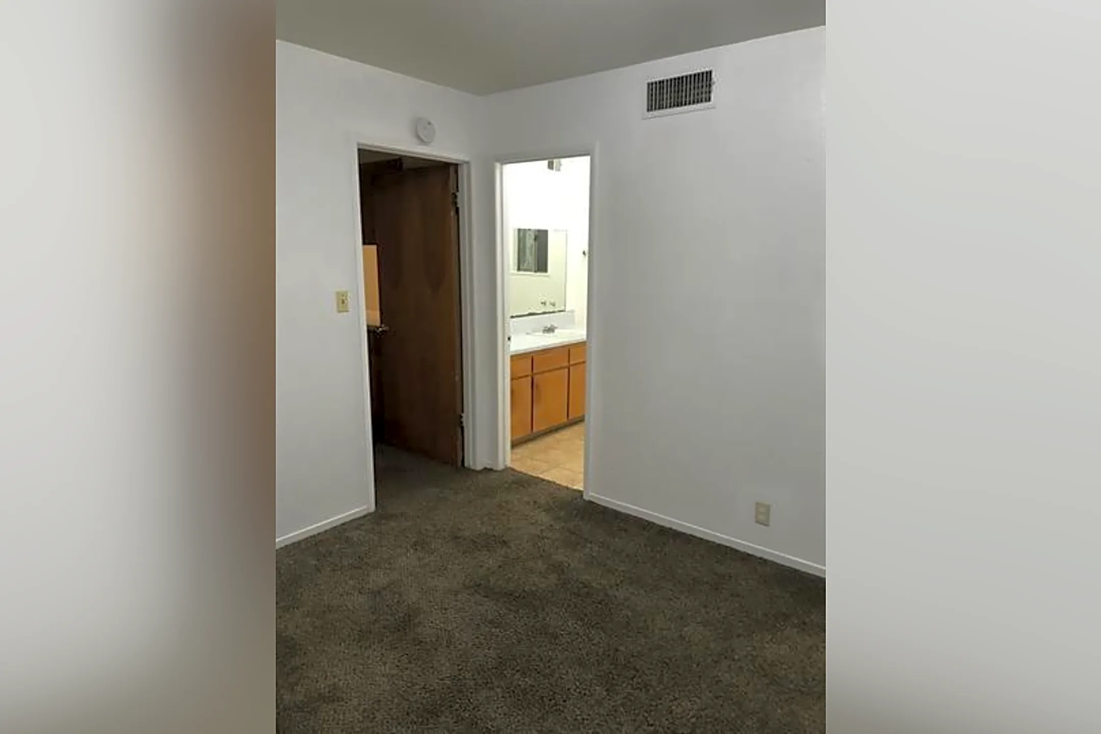 1405 E Clinton Ave Fresno, CA Houses for Rent Rent.