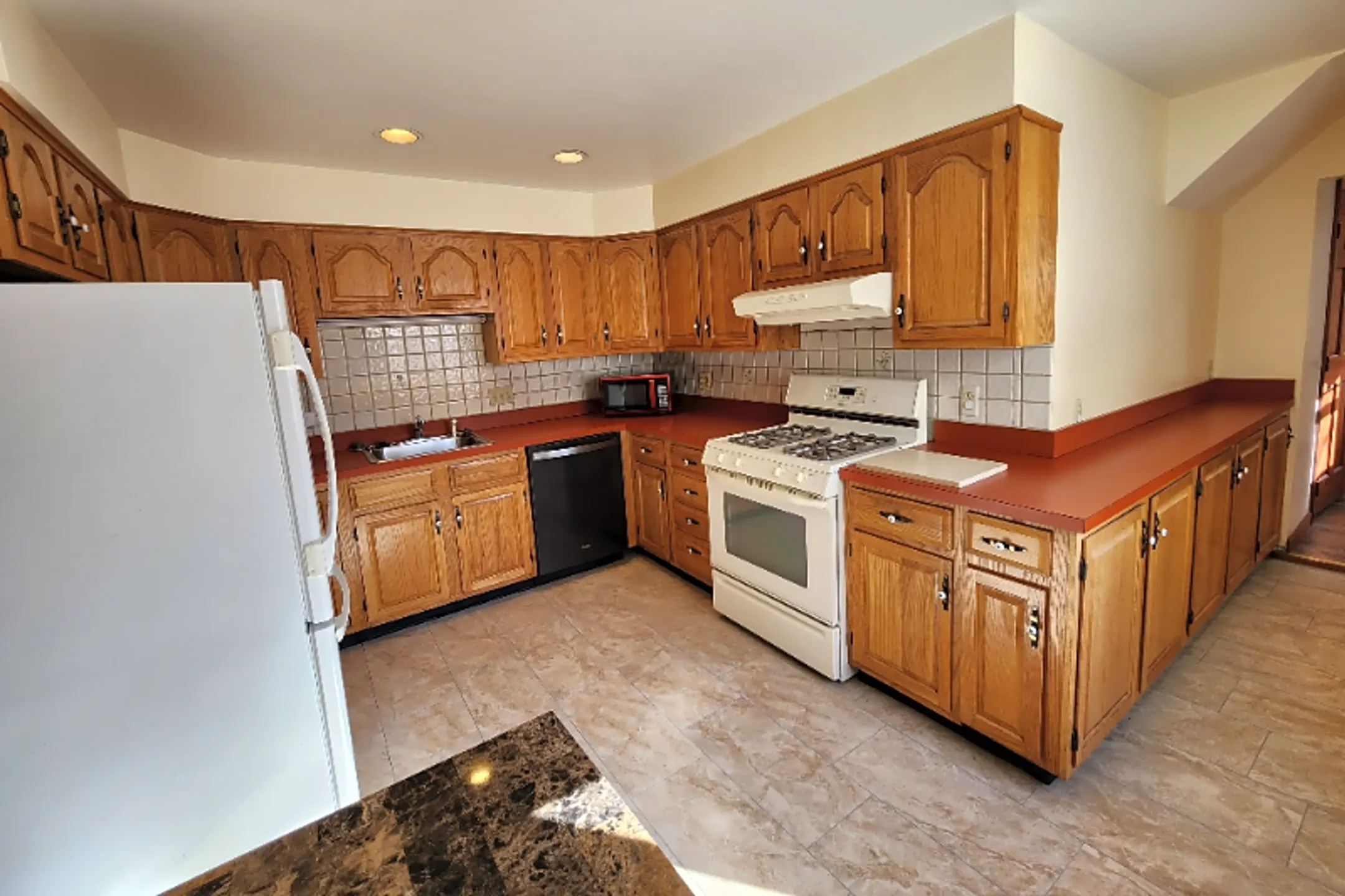 66 Brook St Apartments - Quincy, MA 02170