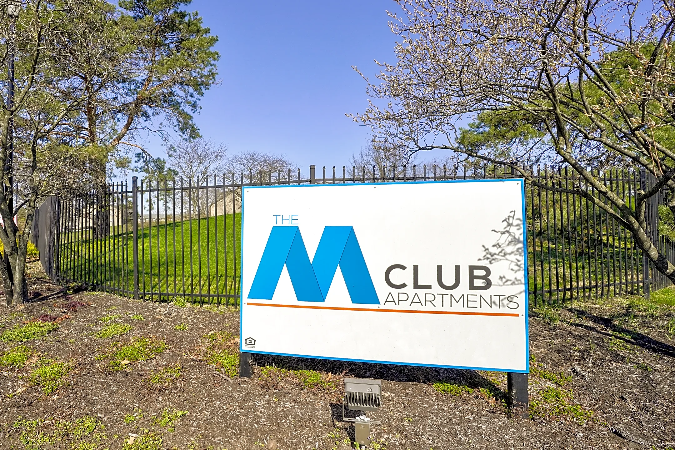 Community Signage - The M Club Apartments - Indianapolis, IN
