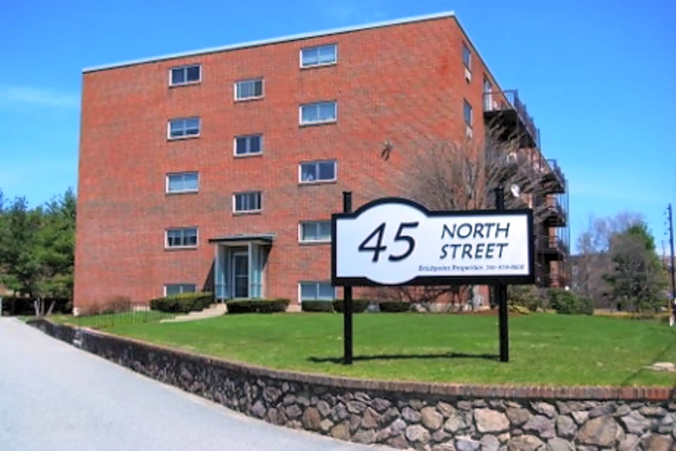 45 North 45 North St Stoneham, MA Apartments for Rent Rent.
