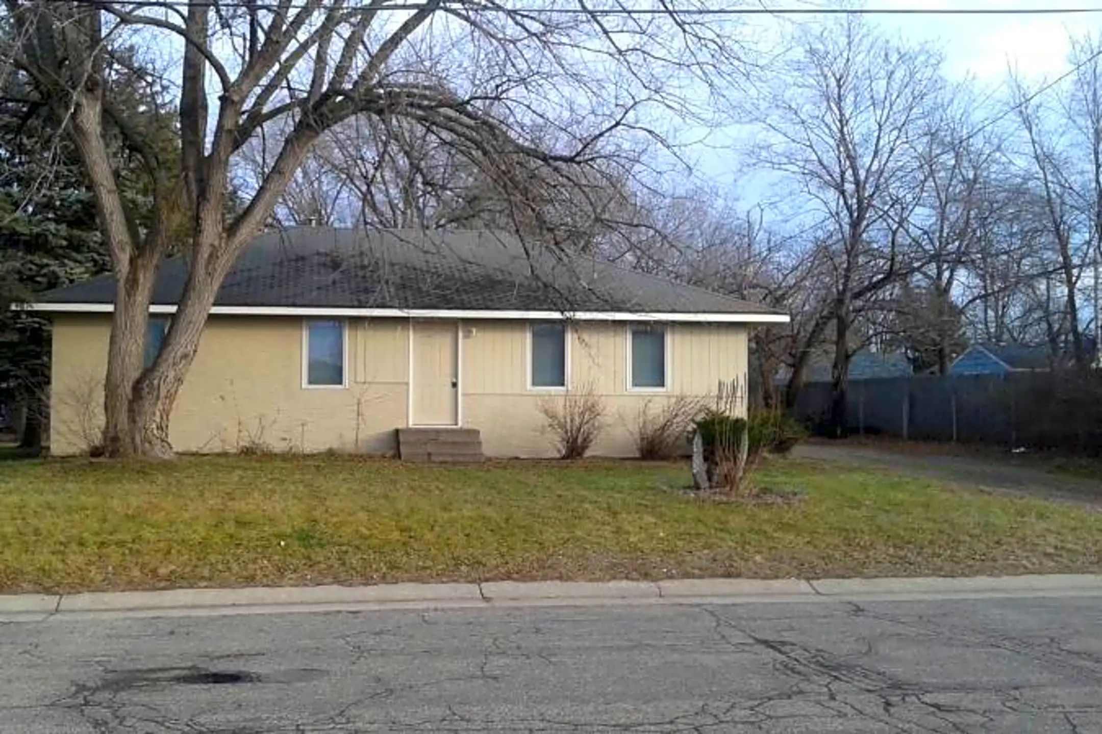 2616 9th Ave Anoka, MN Houses for Rent Rent.
