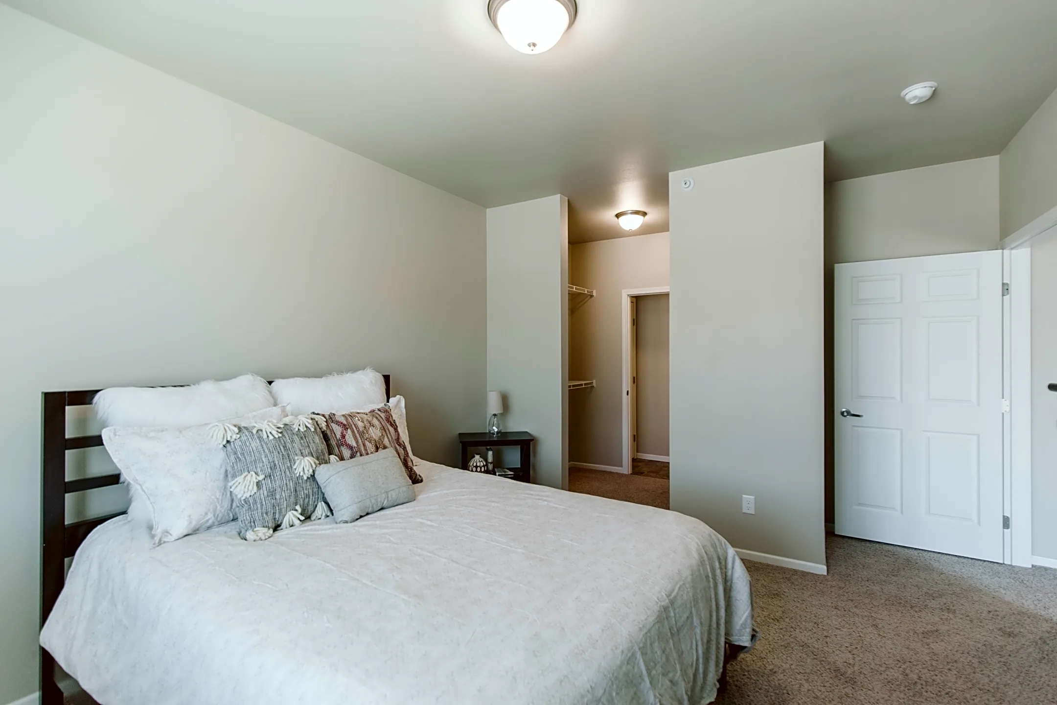 Diamond Bend Apartments - Mandan, ND 58554