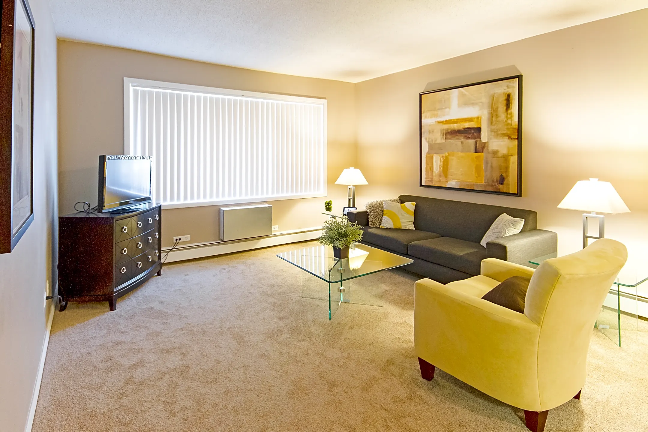 Maple Leaf Apartment Homes University Park, IL 60484