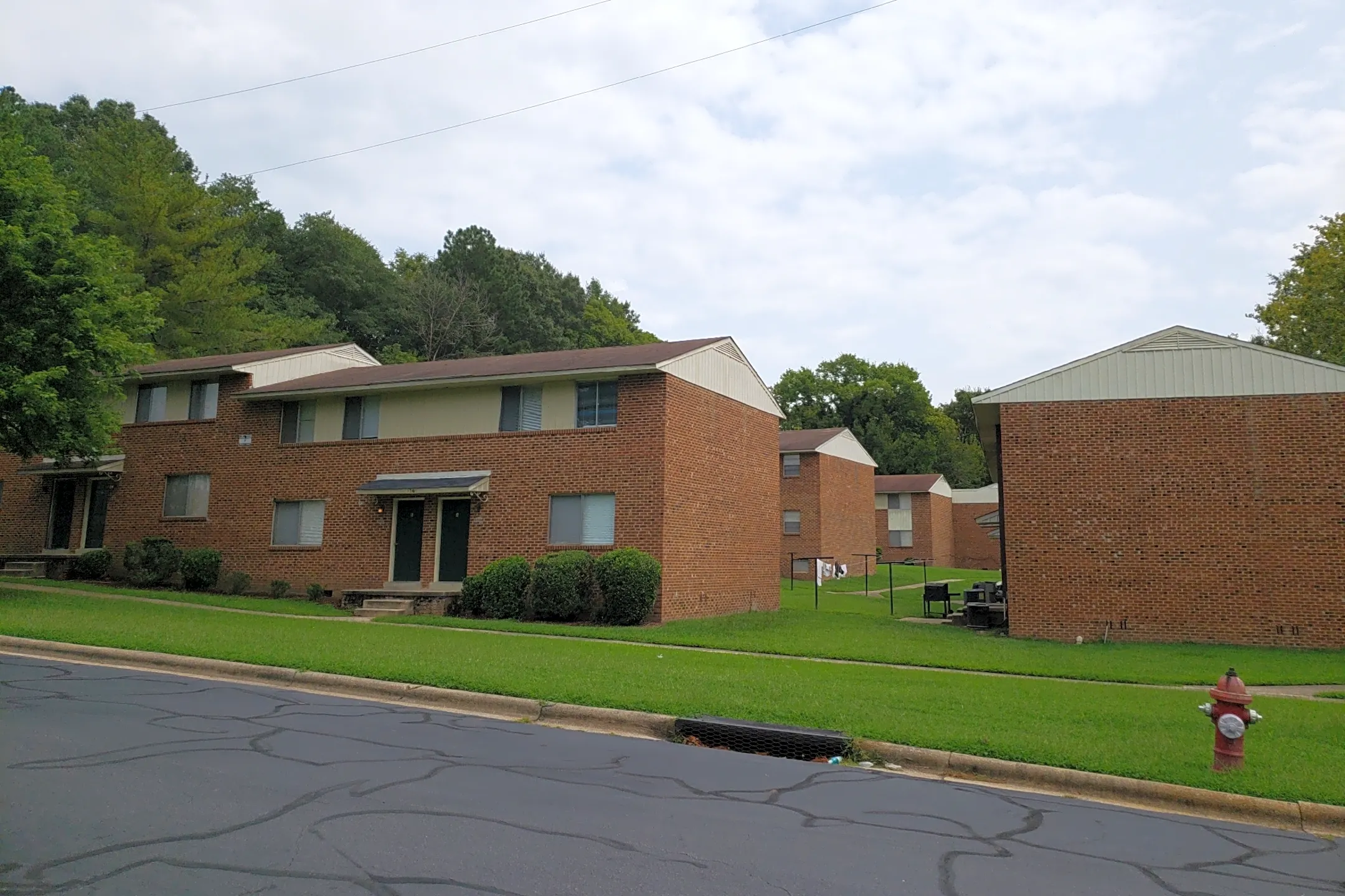 Franklin Court Apartments - 310 2nd St | Louisburg, NC for Rent | Rent.