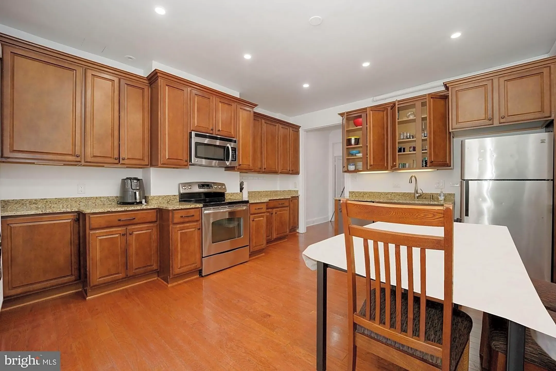 Kitchen - 1414 35th St NW - Washington, DC