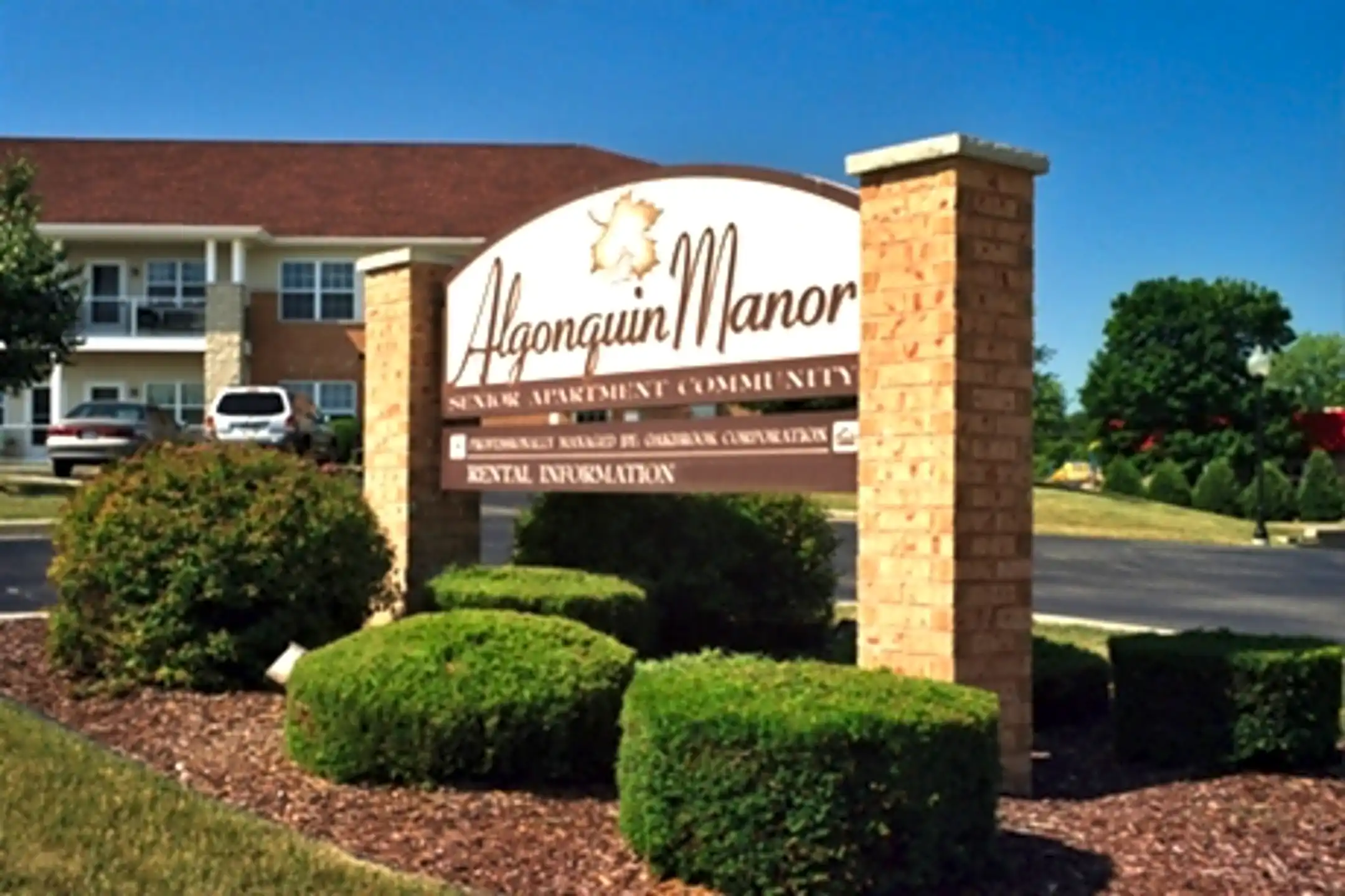 Algonquin Manor Apartments 5005 W Bradley Rd Milwaukee, WI