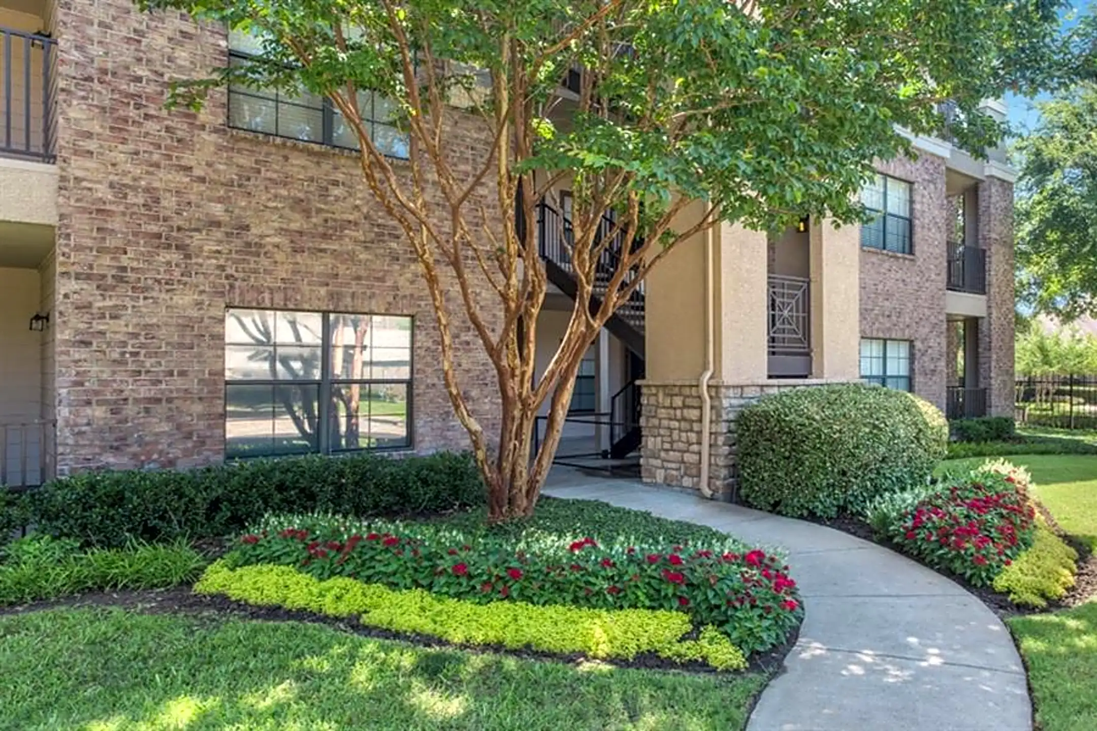 Stoneleigh on Spring Creek Garland, TX 75044