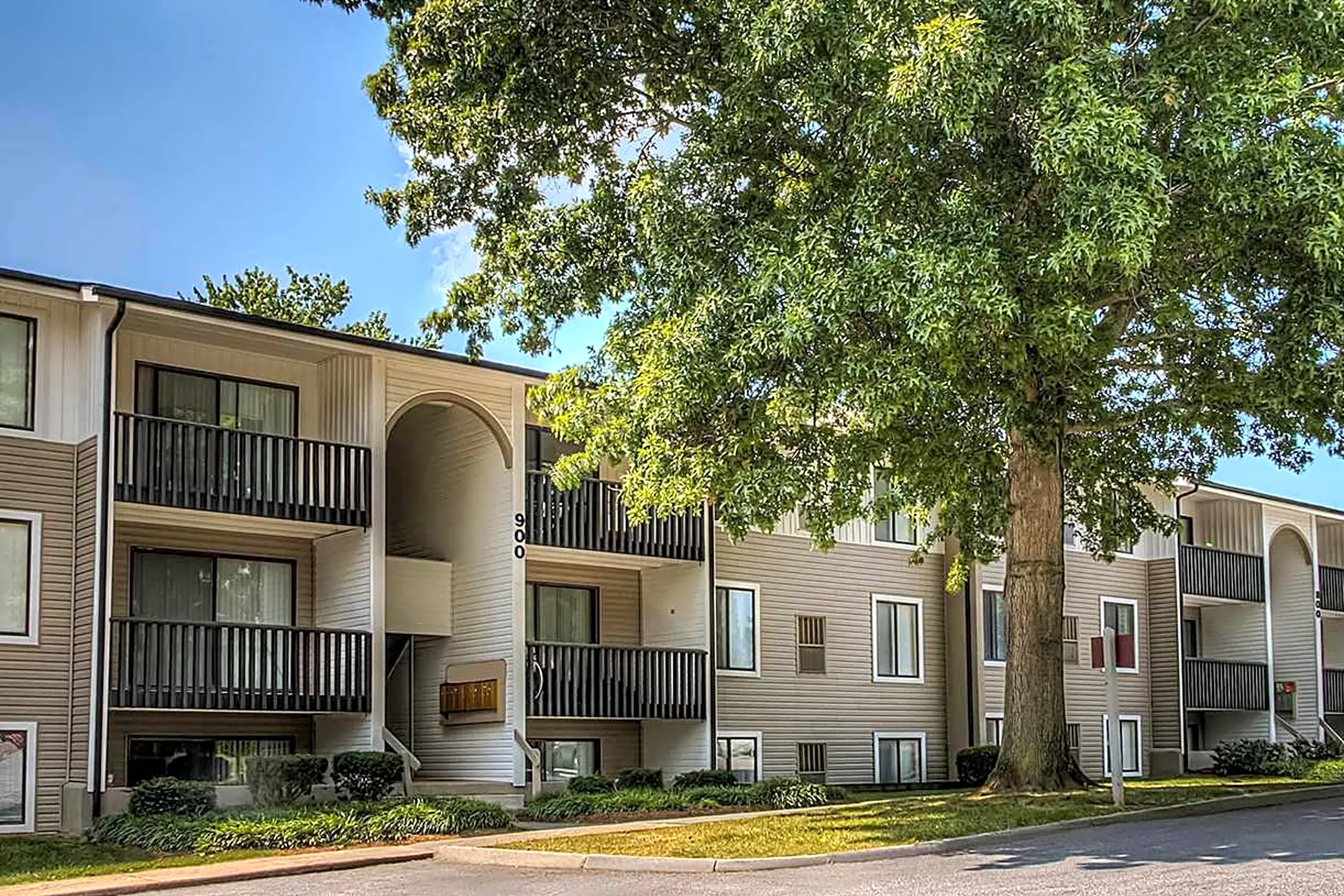 Foxridge Apartment Homes - 750 Hethwood Blvd | Blacksburg, VA ...