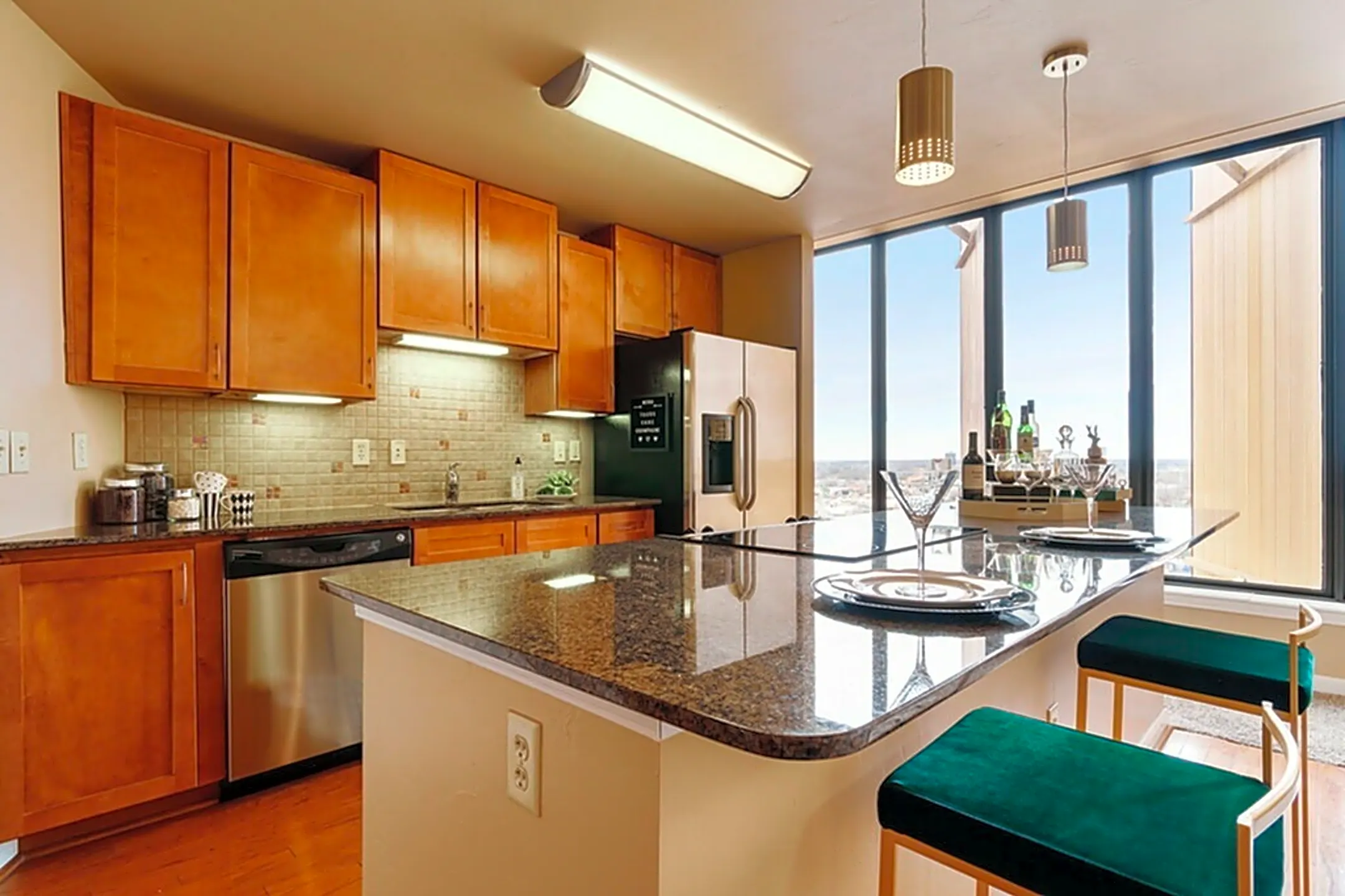 The Classen 2200 N Classen Blvd Oklahoma City, OK Apartments for