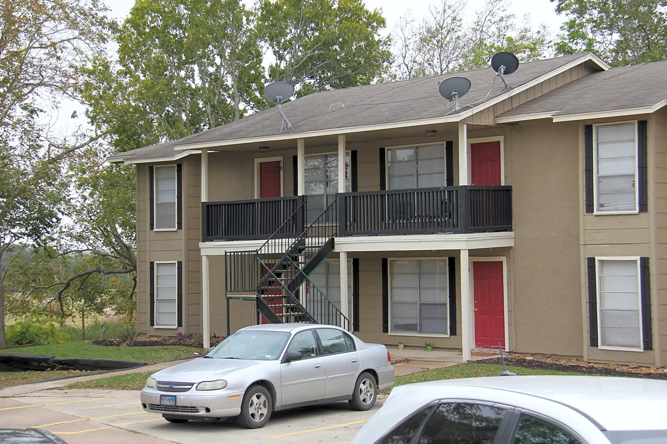 Lancaster Living Apartments Moulton, TX 77975