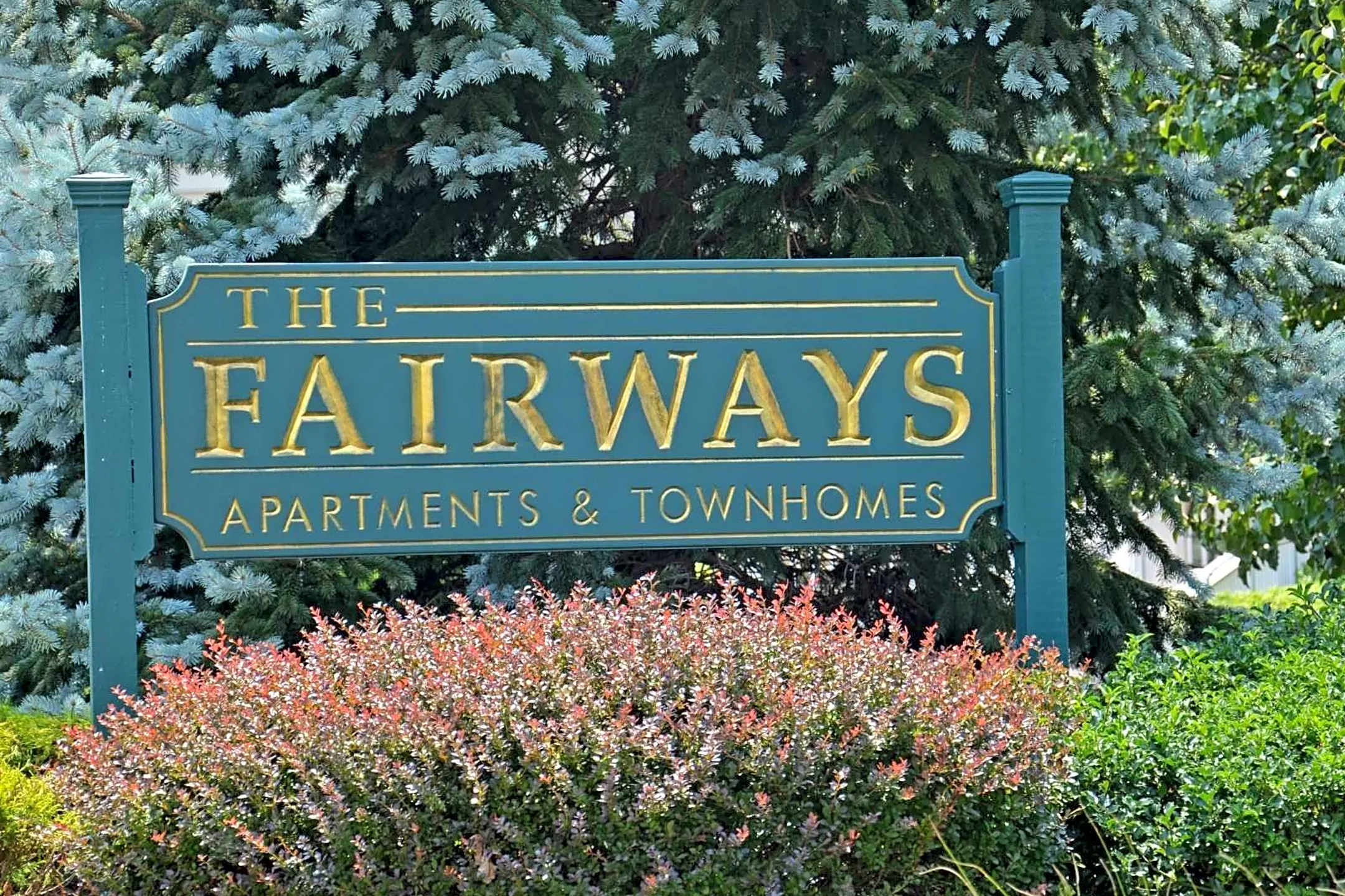 Community Signage - The Fairways Apartments & Townhomes - Thorndale, PA