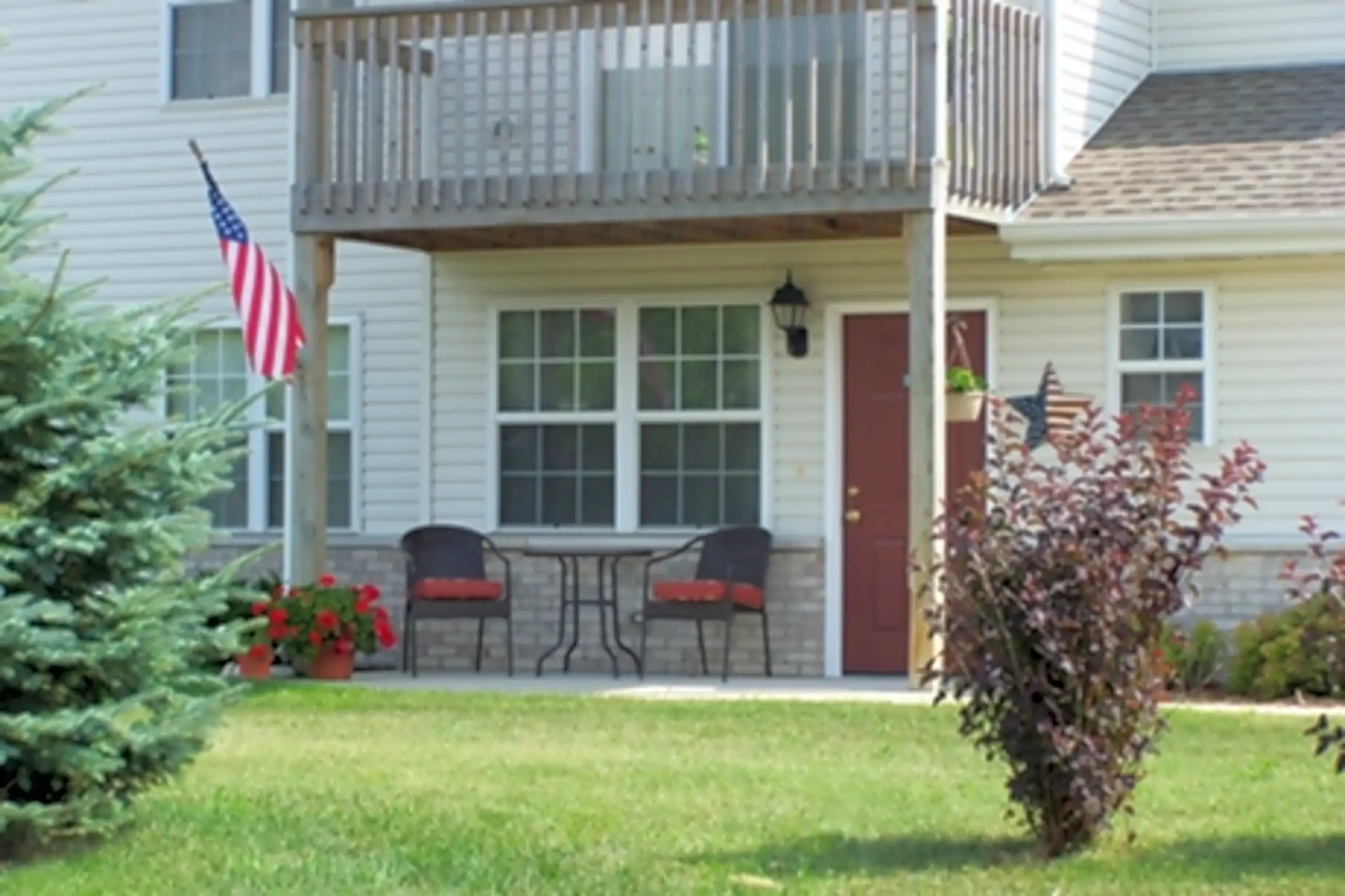 Walworth Ridge Apartments 100 Fox Ln Walworth, WI Apartments for