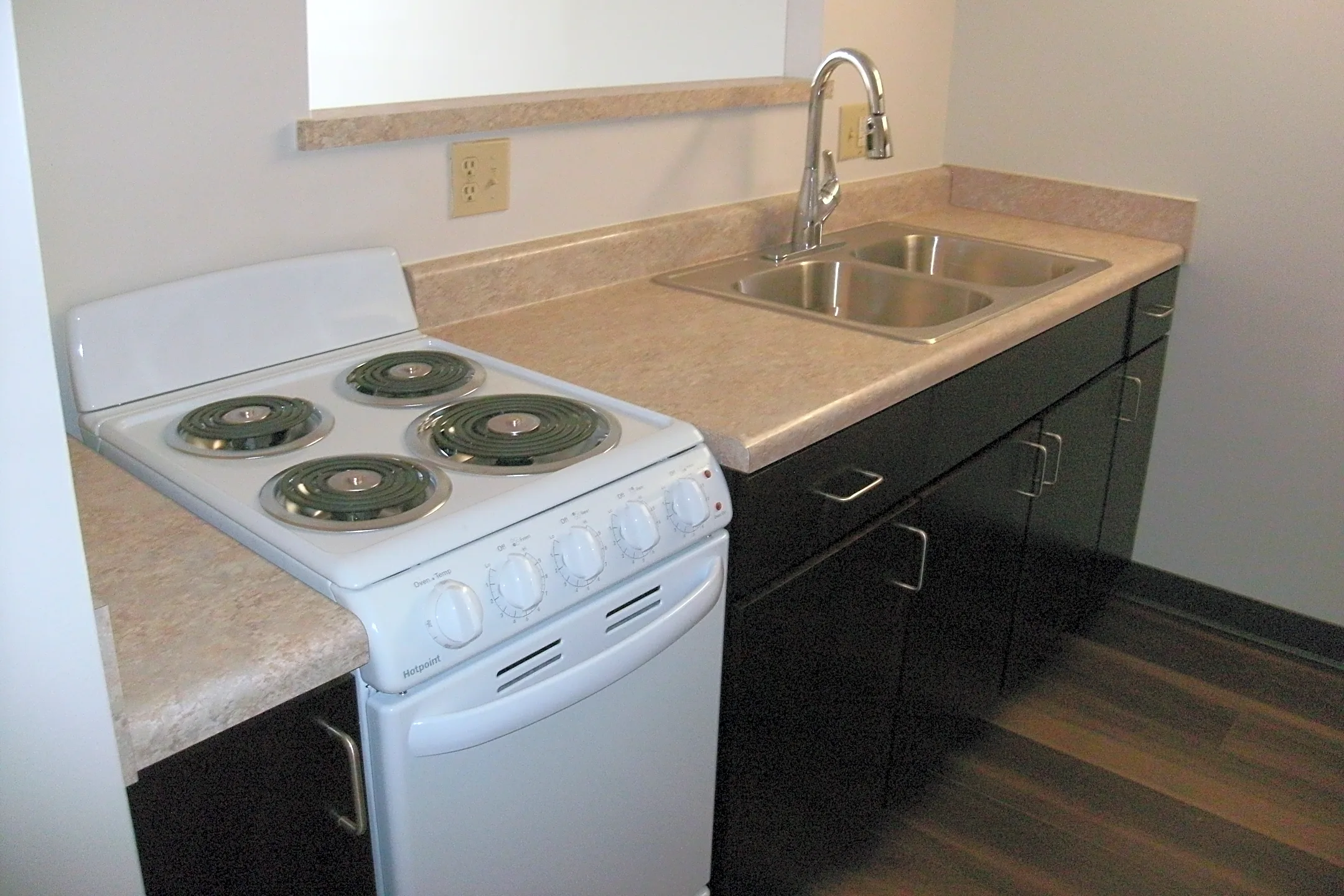 Riverside Manor Apartments 524 N 5th St Toronto, OH Apartments for