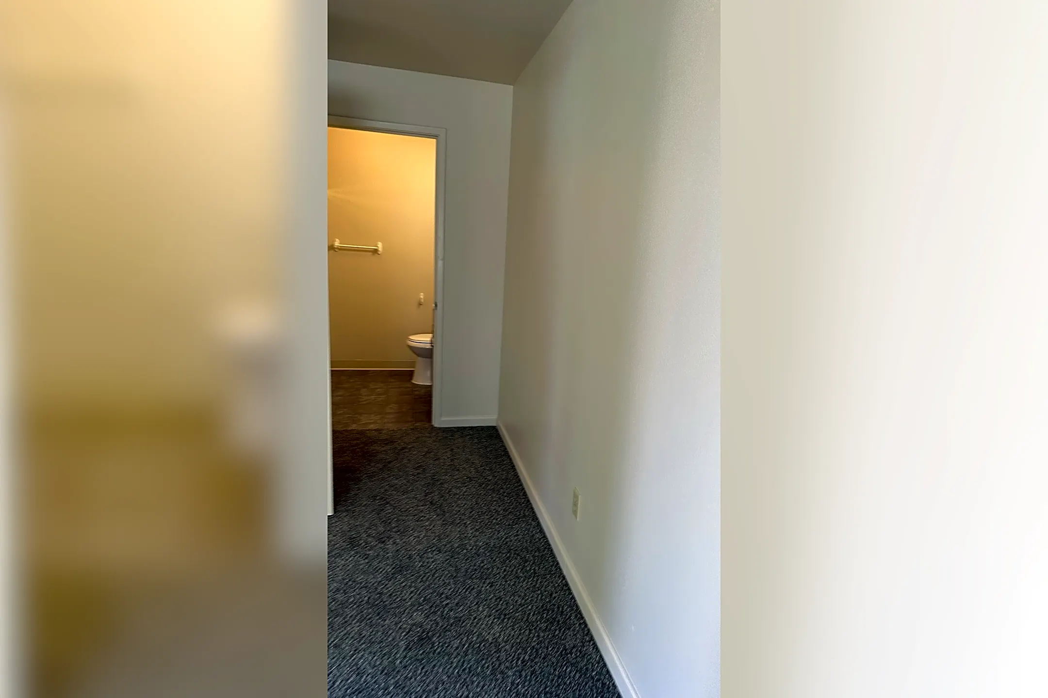 9514 Hinton Ave 9514 Hinton Ave unit 9490HINTON Delhi, CA Houses