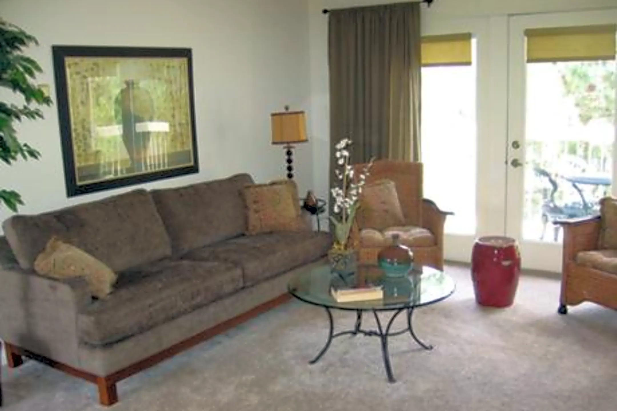 Rolling Hills Apartments Lapeer, MI 48446