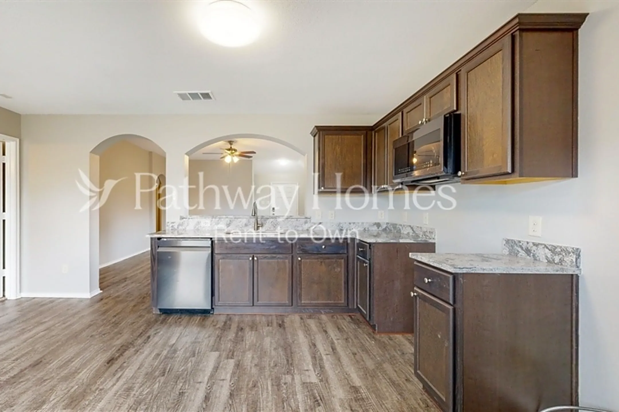 Kitchen - 206 Gallop Court - Waxahachie, TX