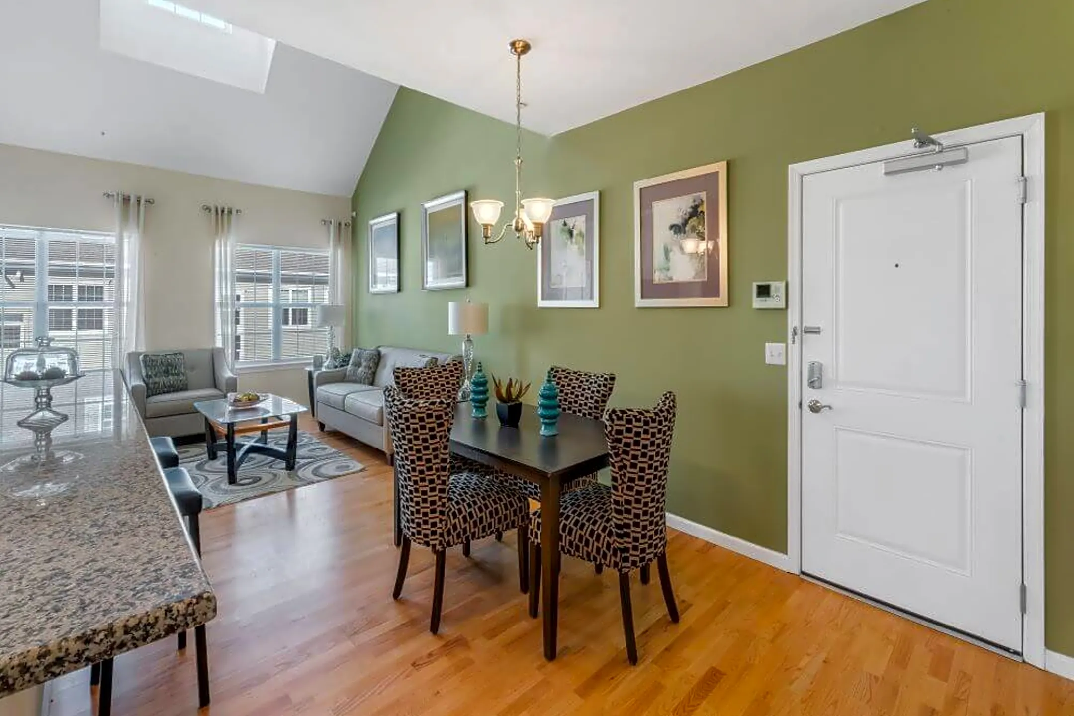 Stafford Preserve 101 Campbell Blvd Manahawkin, NJ Apartments for