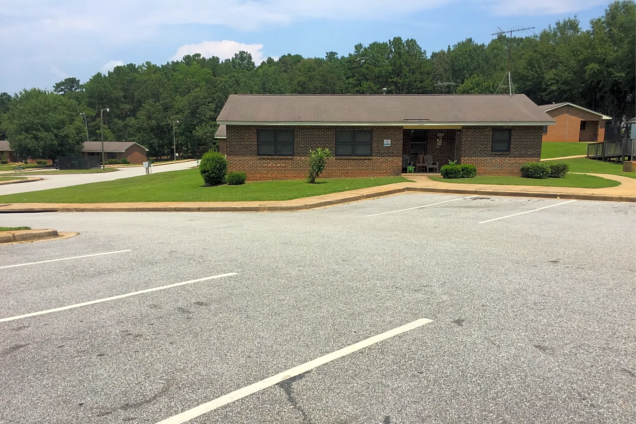 Walker Street Apartments - Chesnee, SC 29323