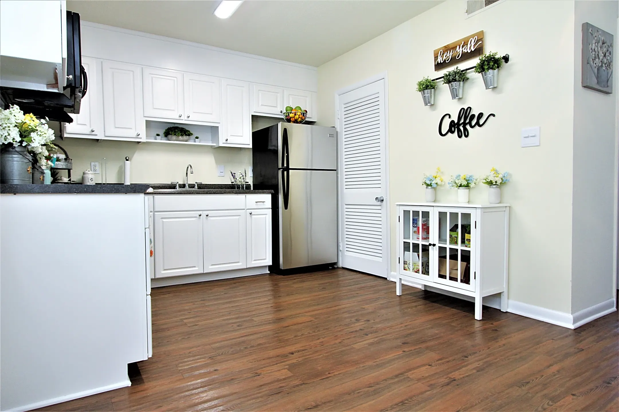 Colonial Townhouse Apartments Durham, NC 27707