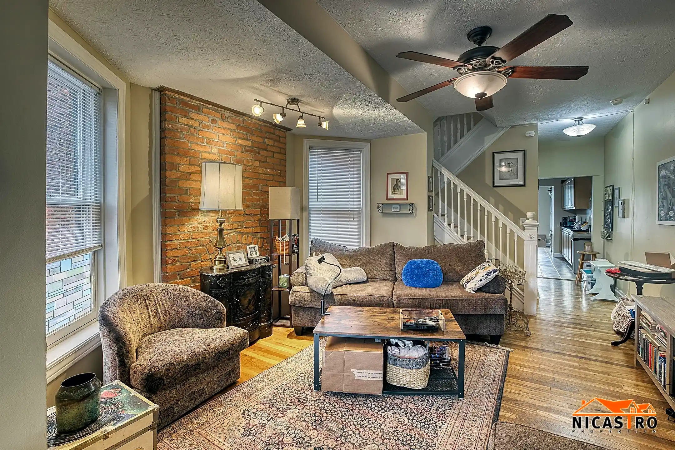 Living Room - 245 Collins Ave - Columbus, OH