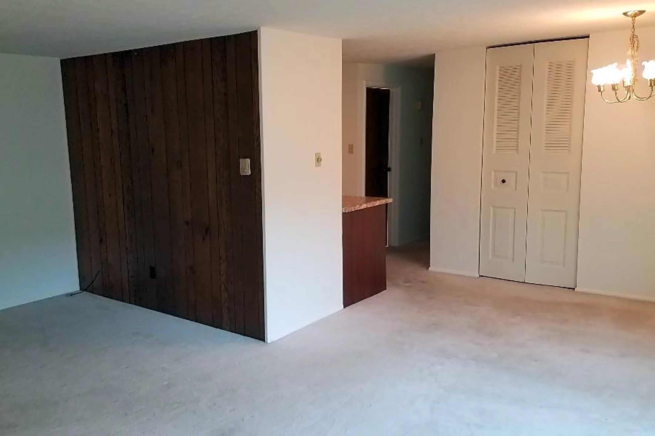 Breeze Hill Garden Apartments 416 Culbertson Ave Greensburg, PA