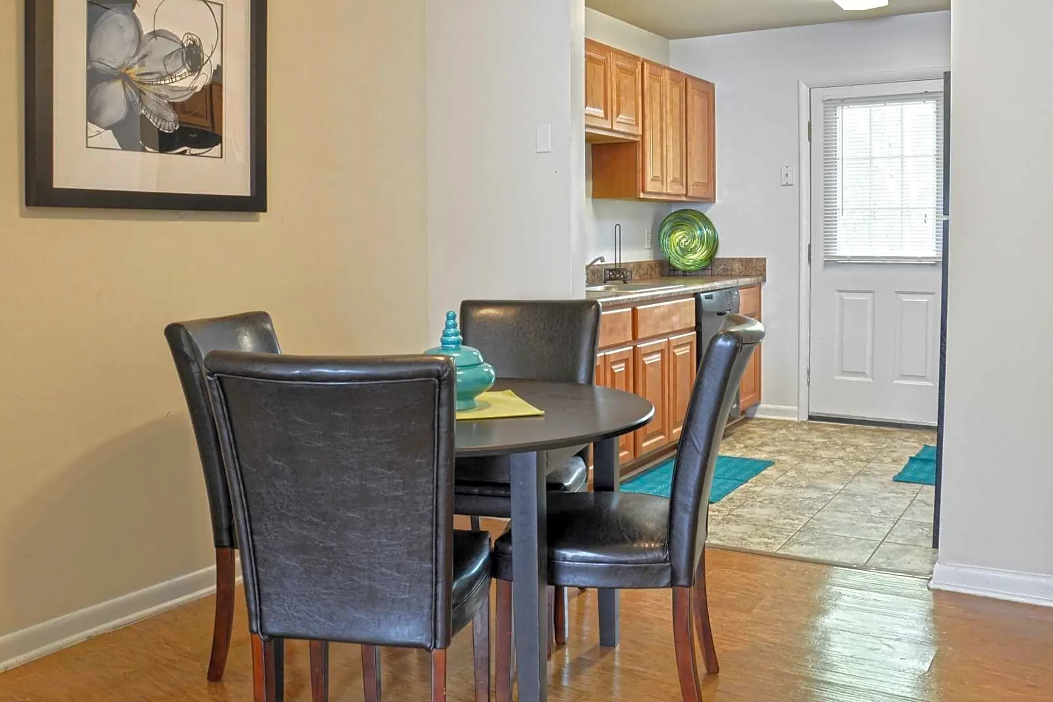 Dining Room - Wendwood Square - Newport News, VA