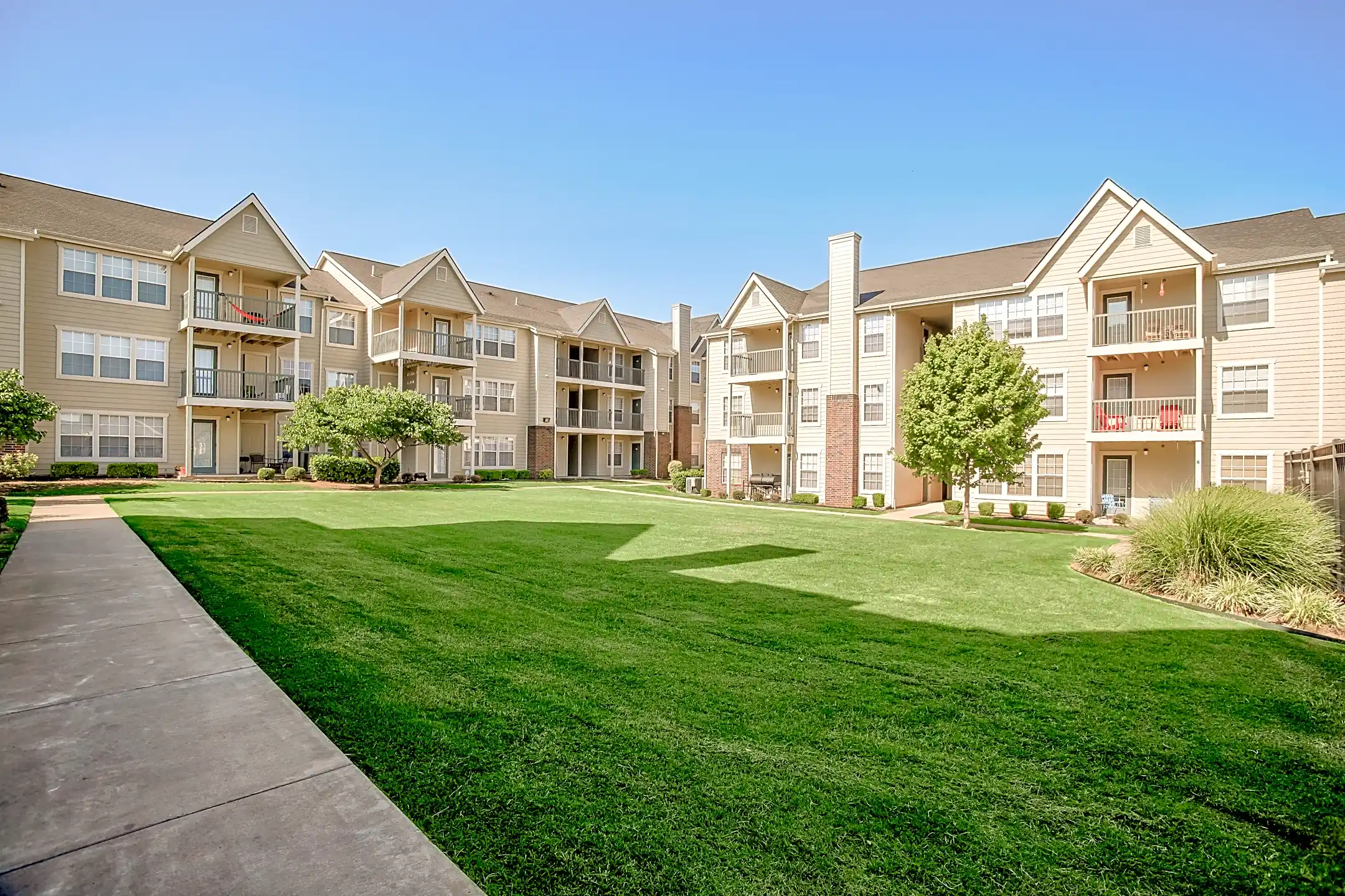 Oakmont Catoosa, OK 74015