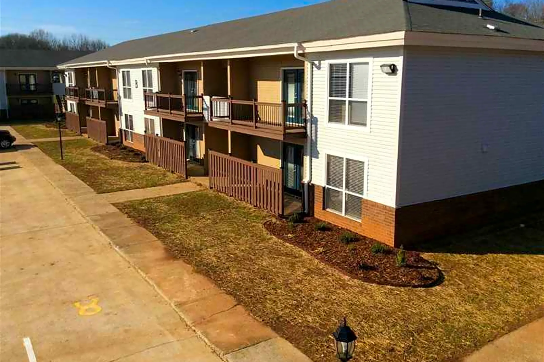 Woodgate Apartments Muscle Shoals, AL 35661