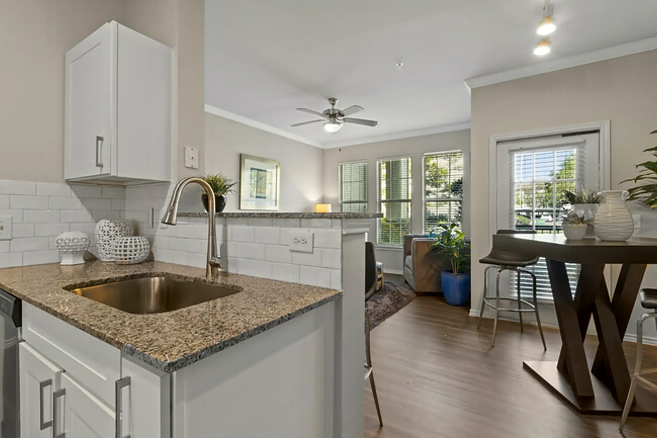 The Taylor at Copperfield - 9125 Highway 6 N | Houston, TX Apartments ...