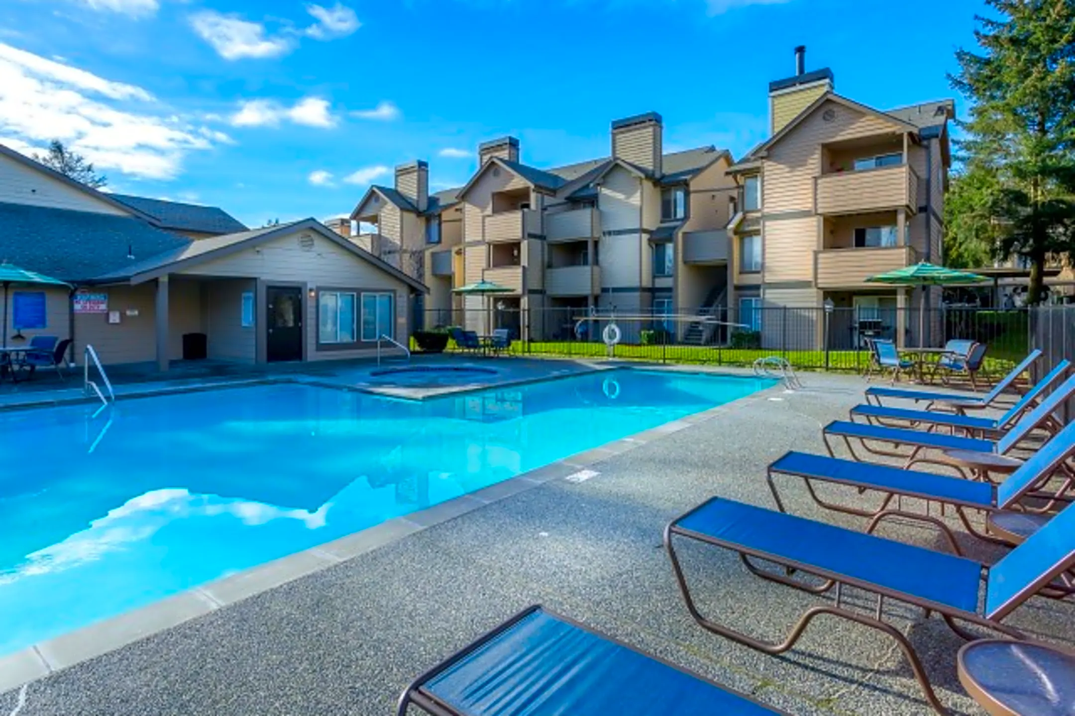 Martha Lake Apartments - Lynnwood, WA 98036