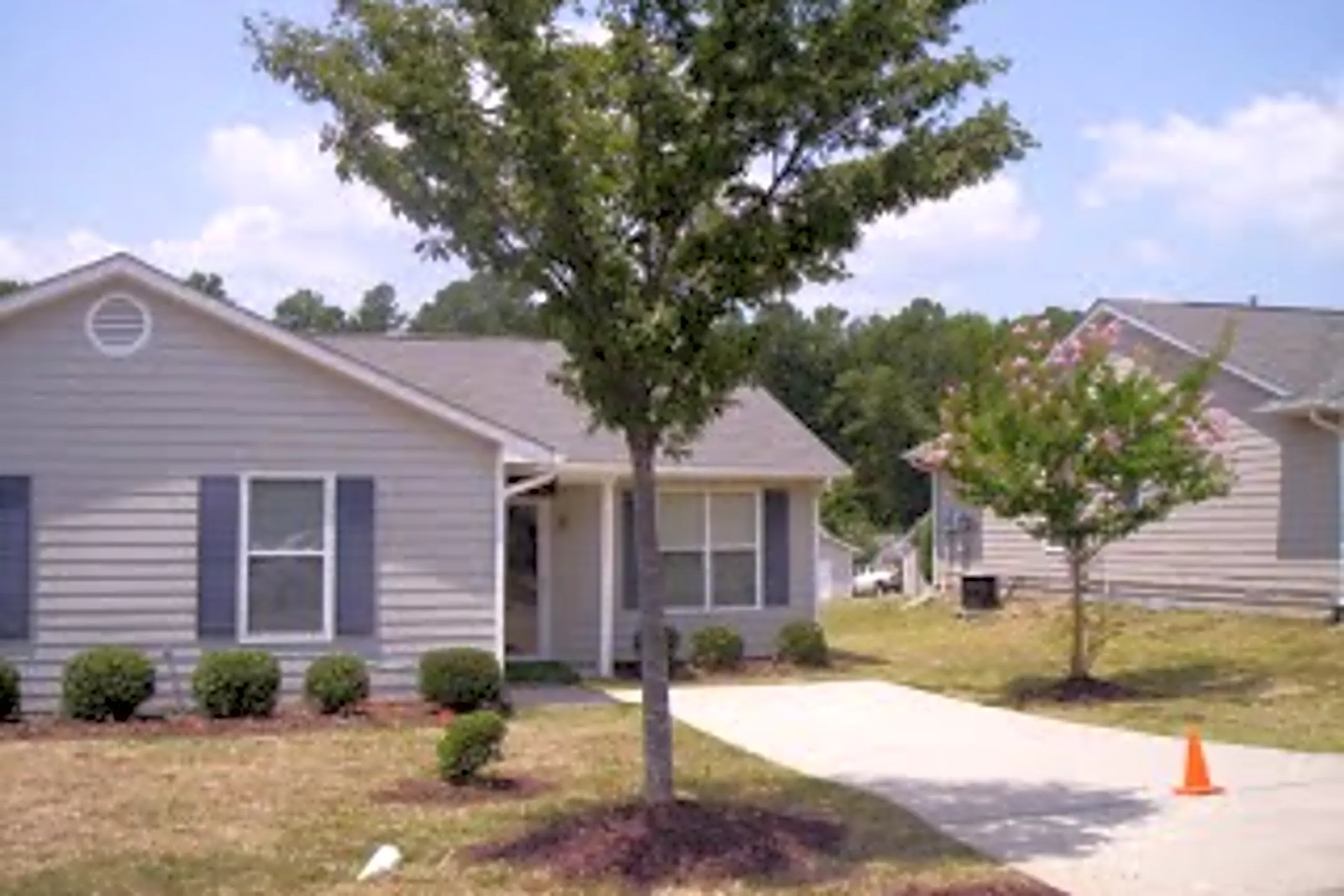 Cambridge Village 1332 Fidelity Dr Durham, NC Apartments for Rent