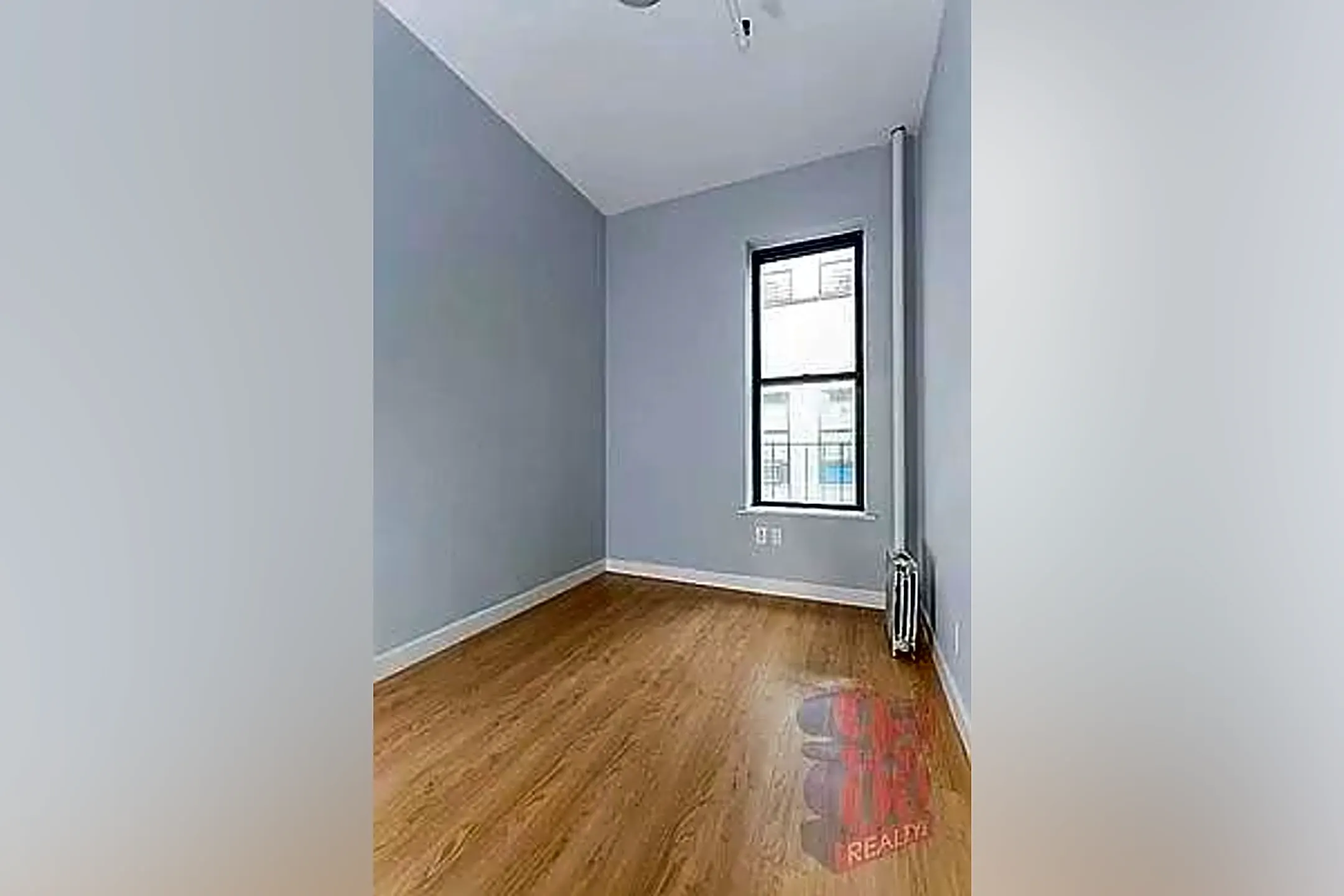 358 W 51st St Apartments New York, NY 10019