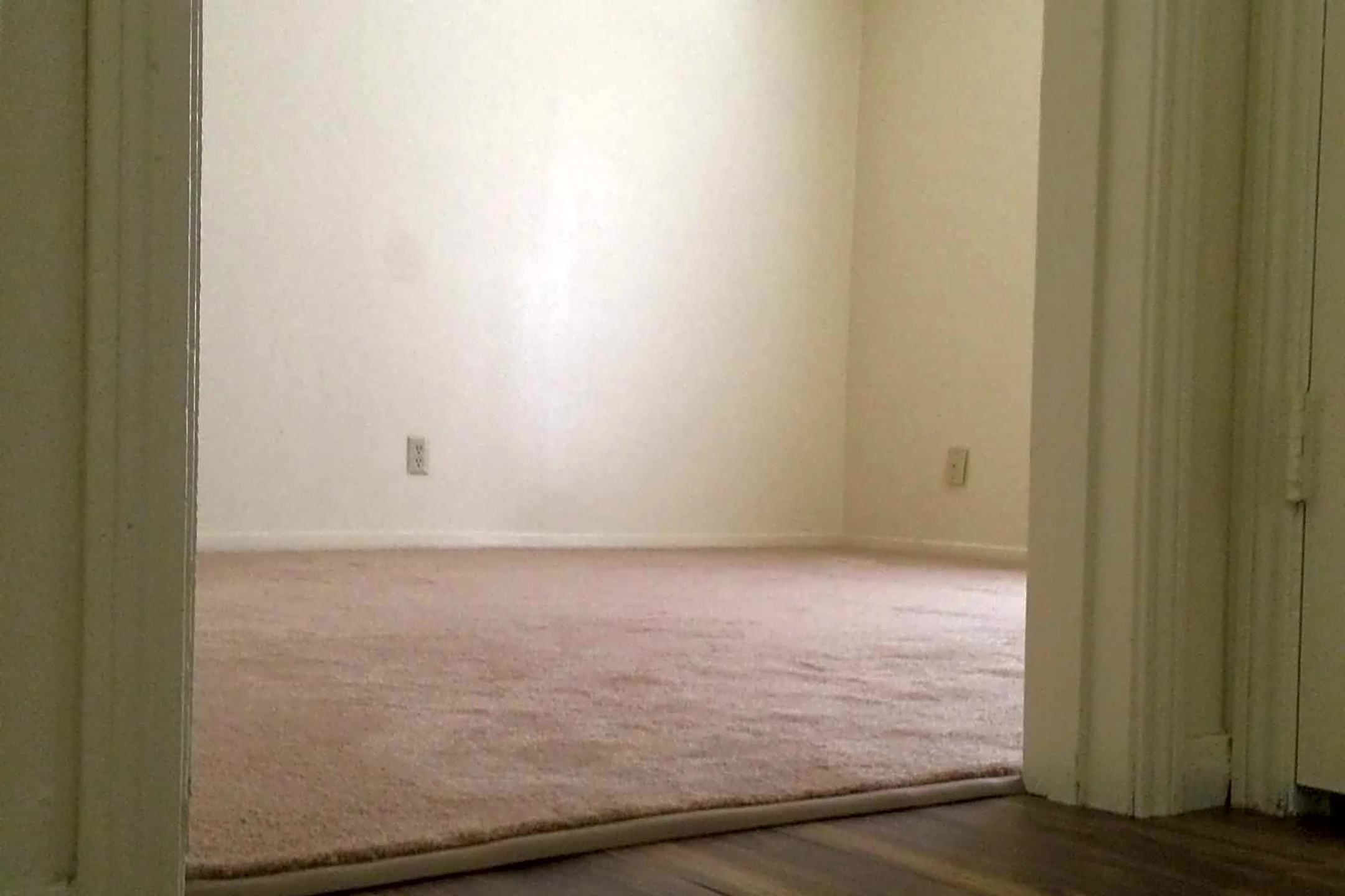 College Main Apartments - Bryan, TX