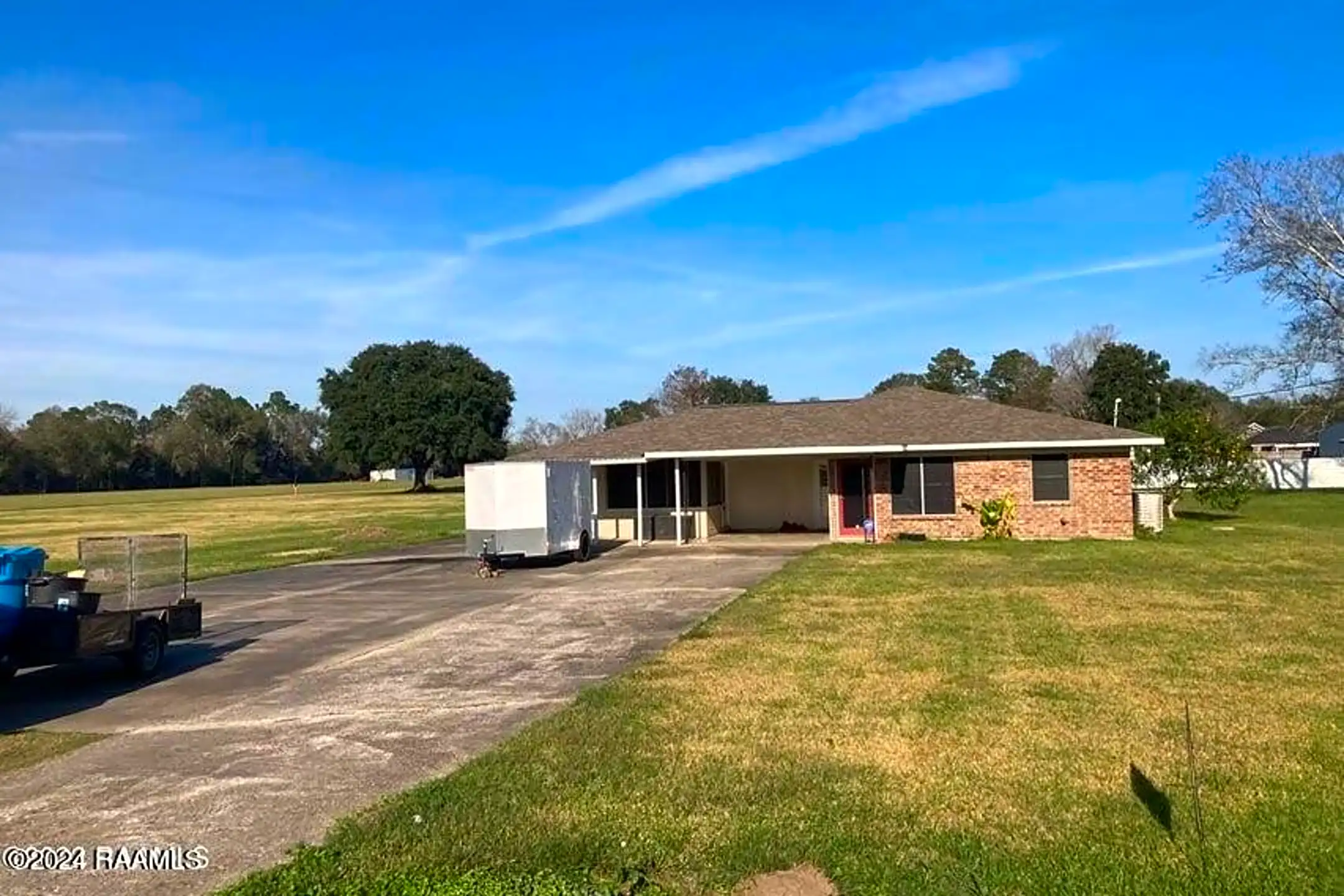 1757 Declouet Hwy Breaux Bridge, LA Houses for Rent Rent.