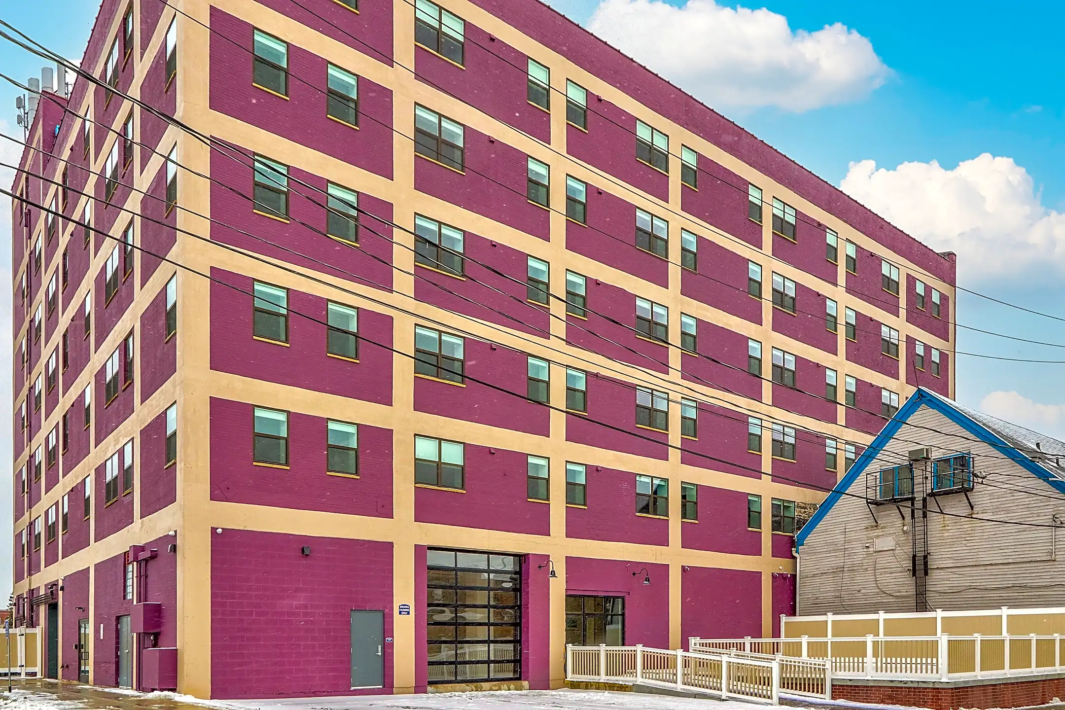 Mid City Apartments 1661 Main St Buffalo, NY Apartments for Rent