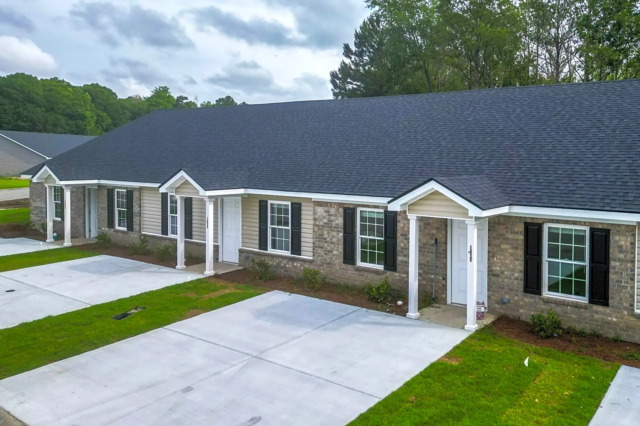 1041 Wadley Cir Houses Rincon, GA 31326