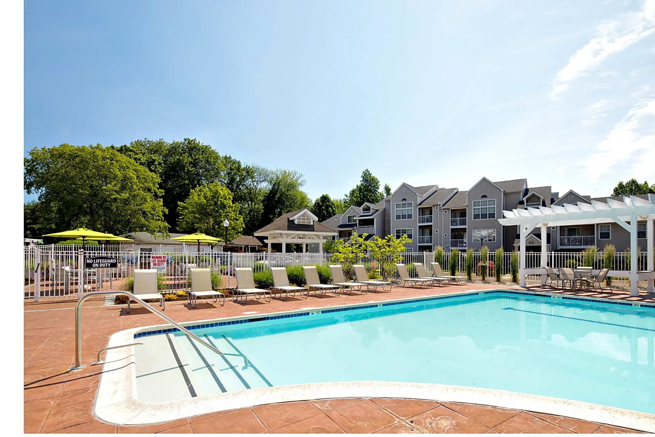 The Royce at Trumbull 100 Avalon Gates Trumbull, CT Apartments for