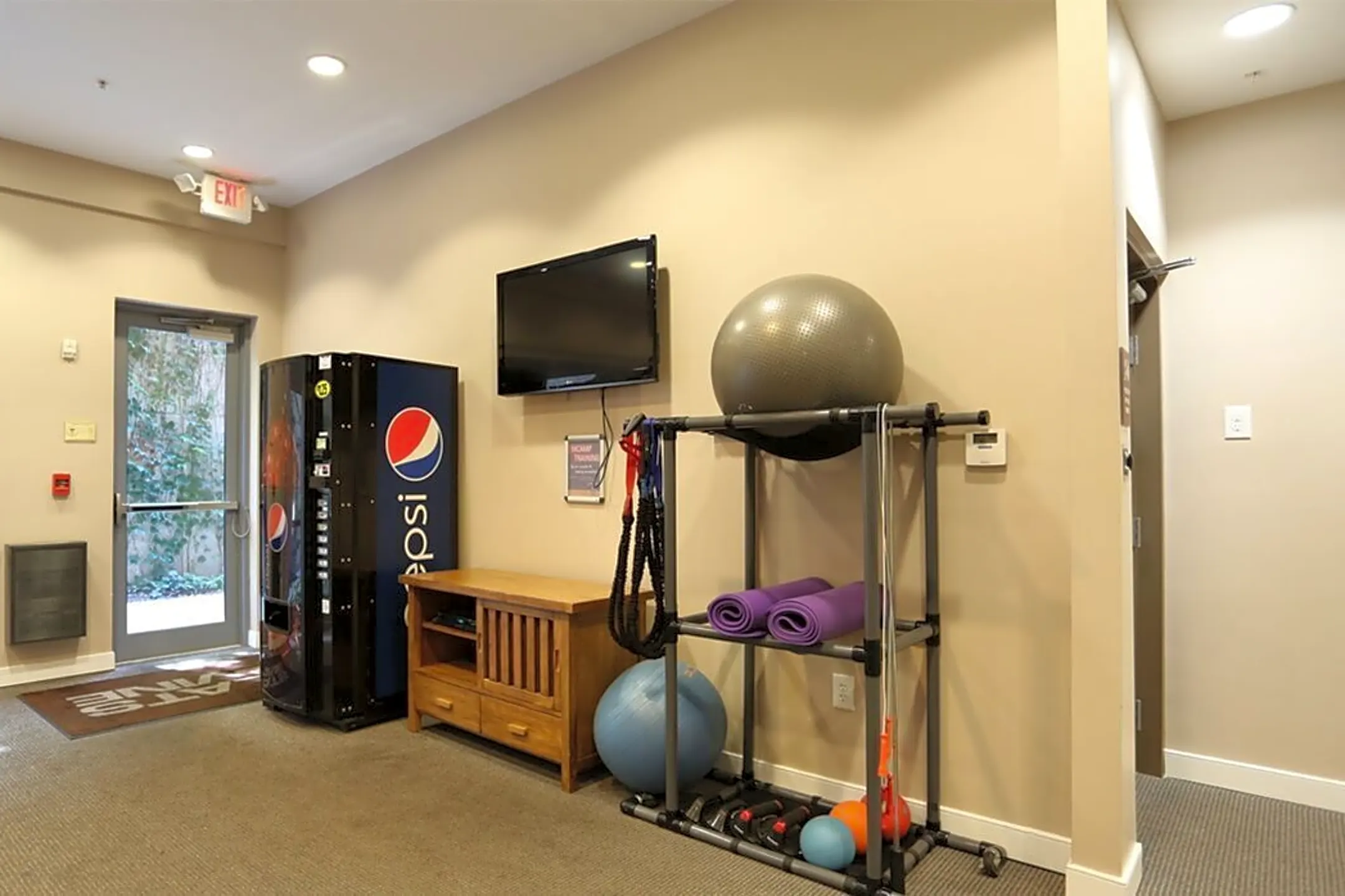 Flats On Vine Apartments 205 Vine St Columbus, OH Apartments for