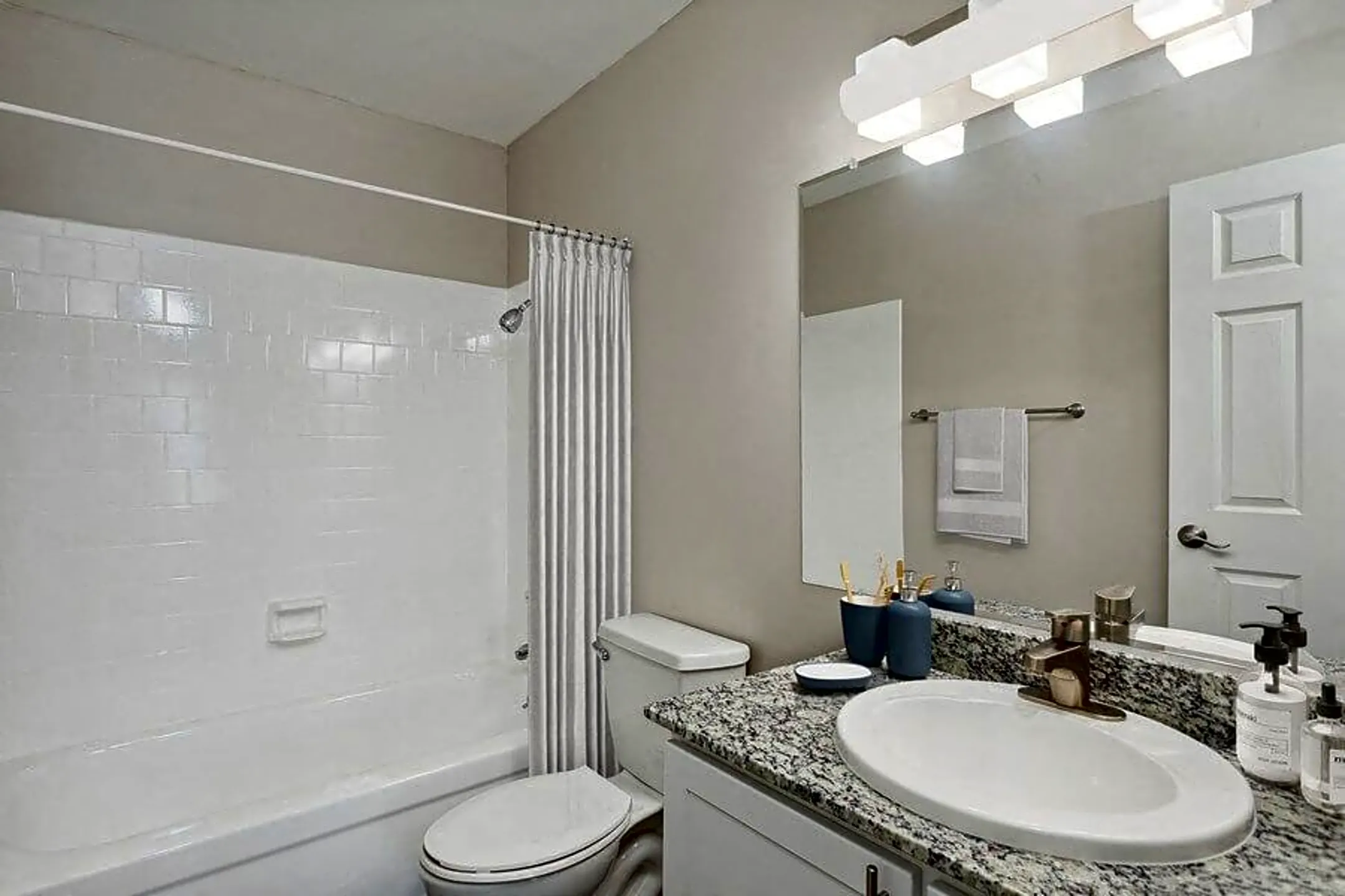 Fountains At Point West 1761 Heritage Ln Sacramento, CA Apartments